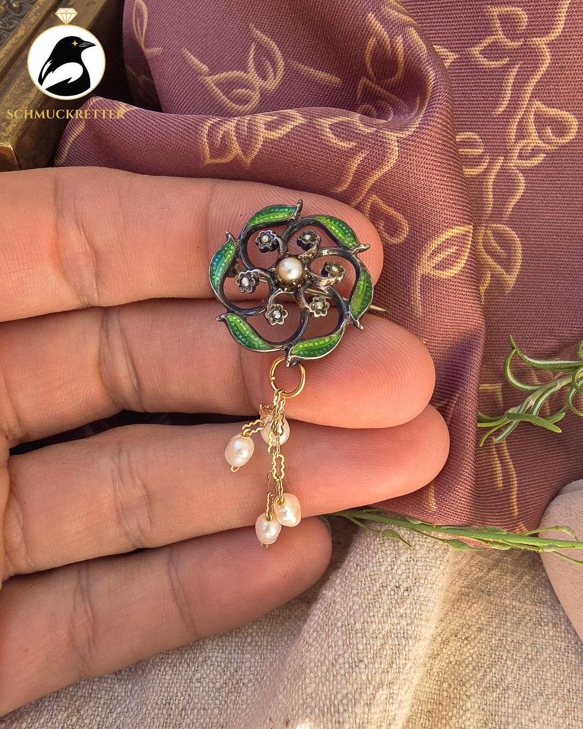 Blütentanz – Antike Jugendstil-Brosche aus Silber & 585 Gold mit Emaille und Perlen