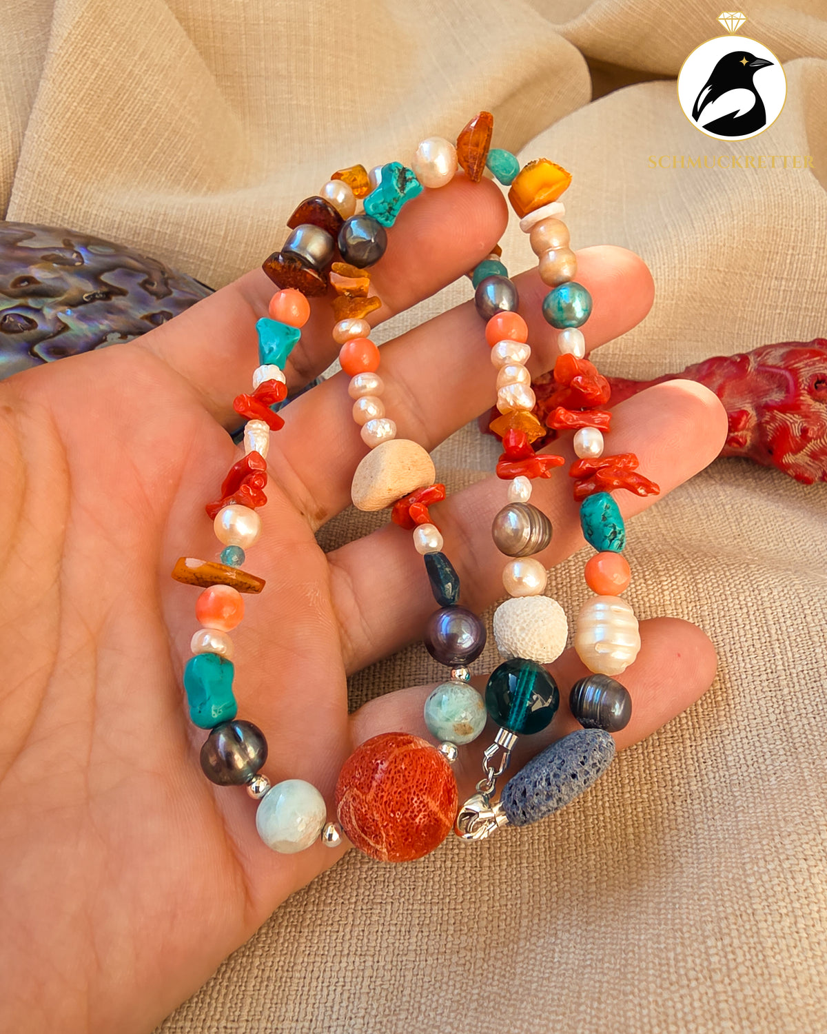 Farben der Karibik – Unikatkette mit Larimar, Koralle, Perlen & Türkis
