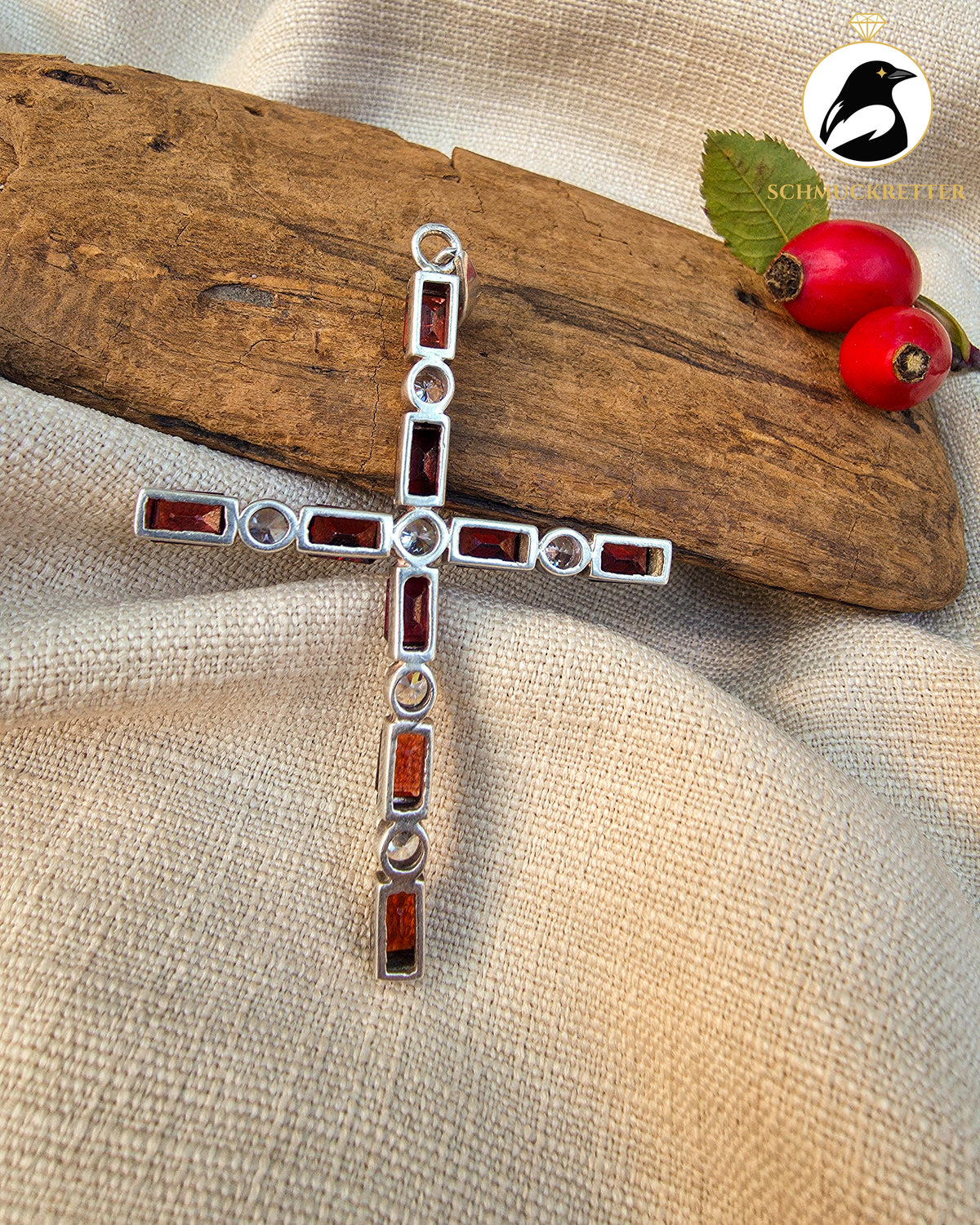 Großer 925 Silber Kreuzanhänger mit Granat und Zirkonia