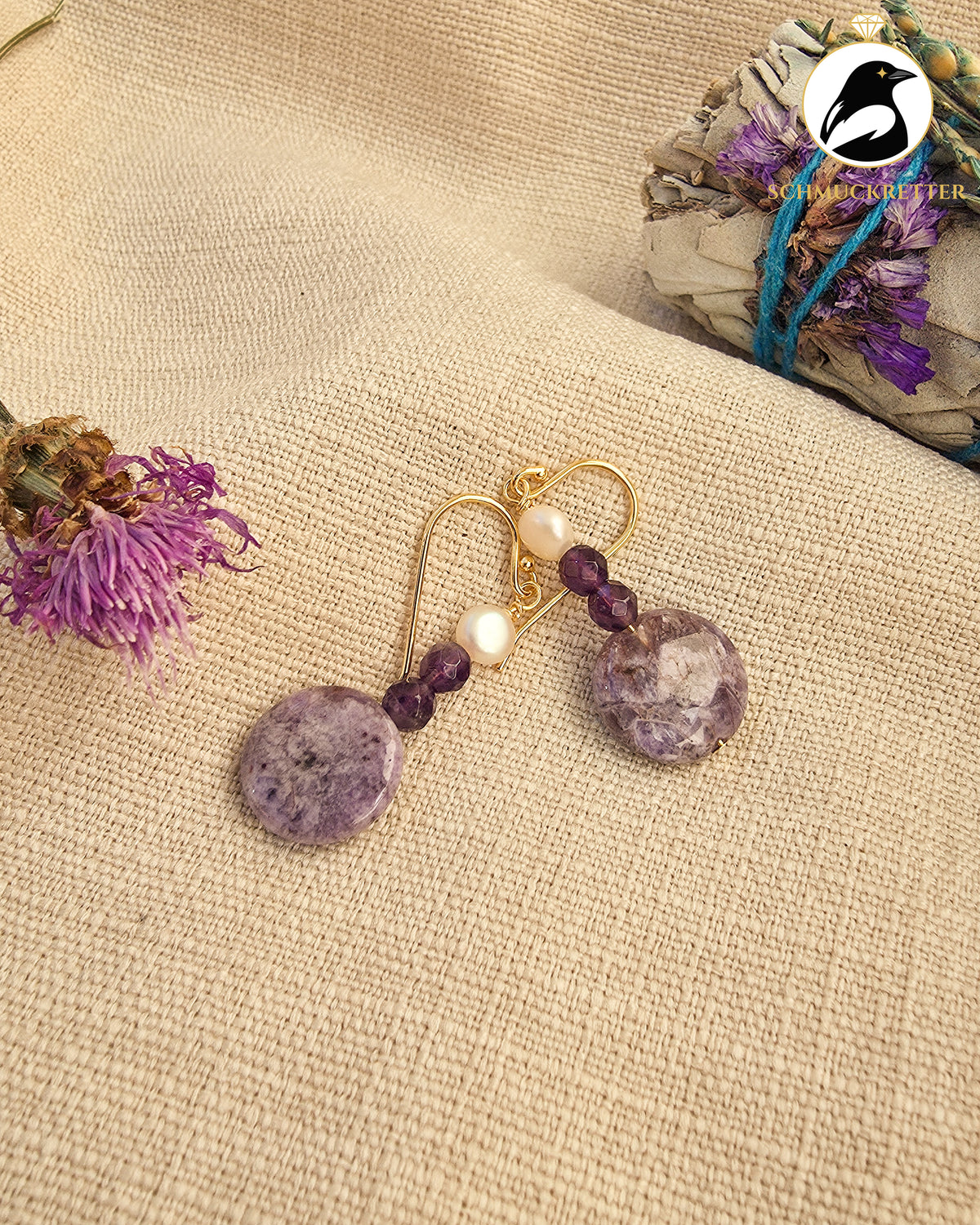 Hexenmagie - handgefertigte Ohrringe mit Amethyst, Süßwasserperlen & Lepidolith in vergoldetem 925 Silber