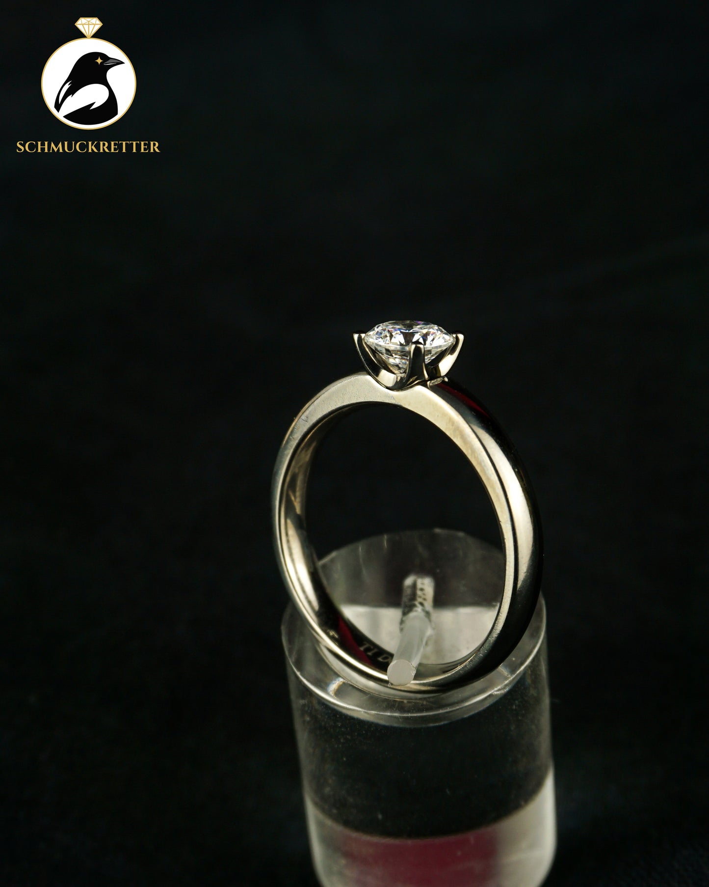 Diamonique Zirkonia-Ring aus Titan, Gr. 56