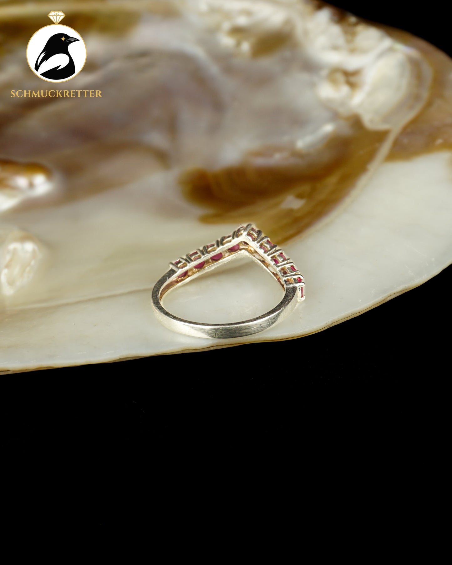 Spitzer Halbmemory-Ring mit Rubinen aus 925 Silber, Gr. 57
