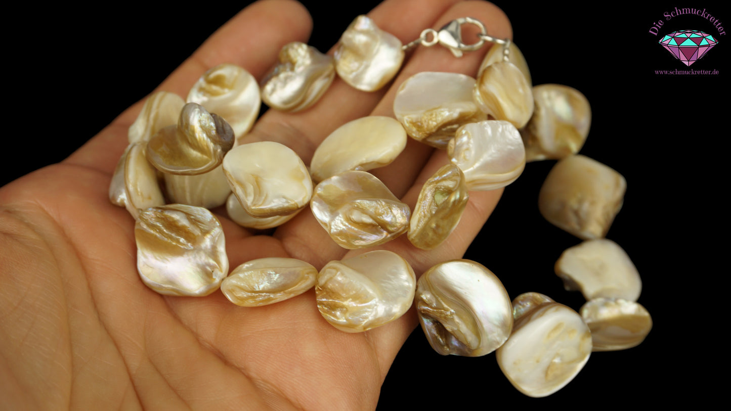 Barocke Perlmuttkette mit 925 Silber Verschluss