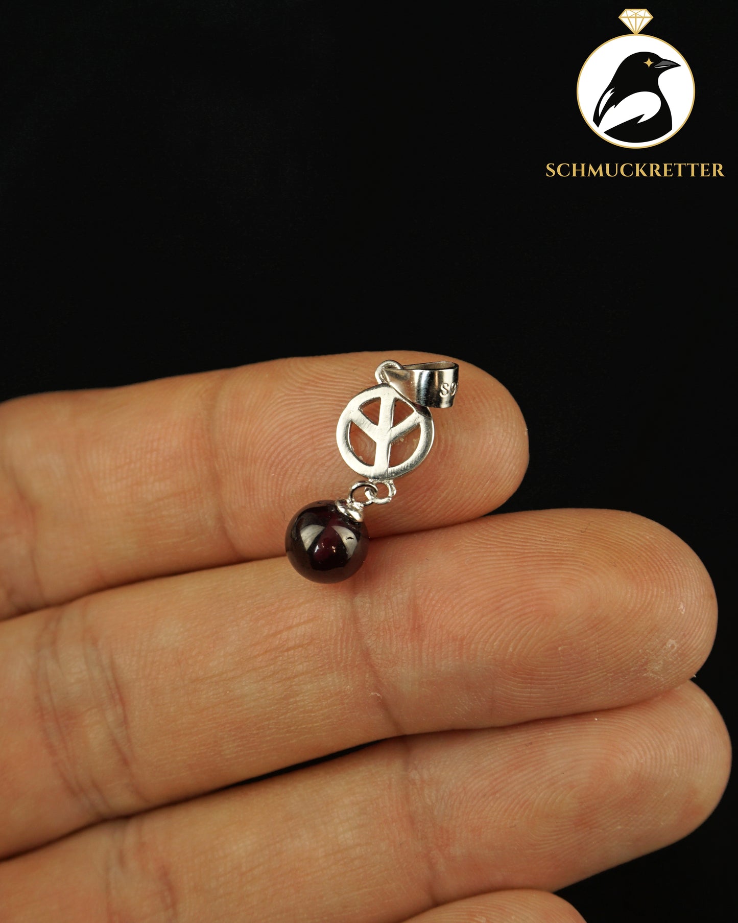 Peace Anhänger mit Granat aus 925 Silber
