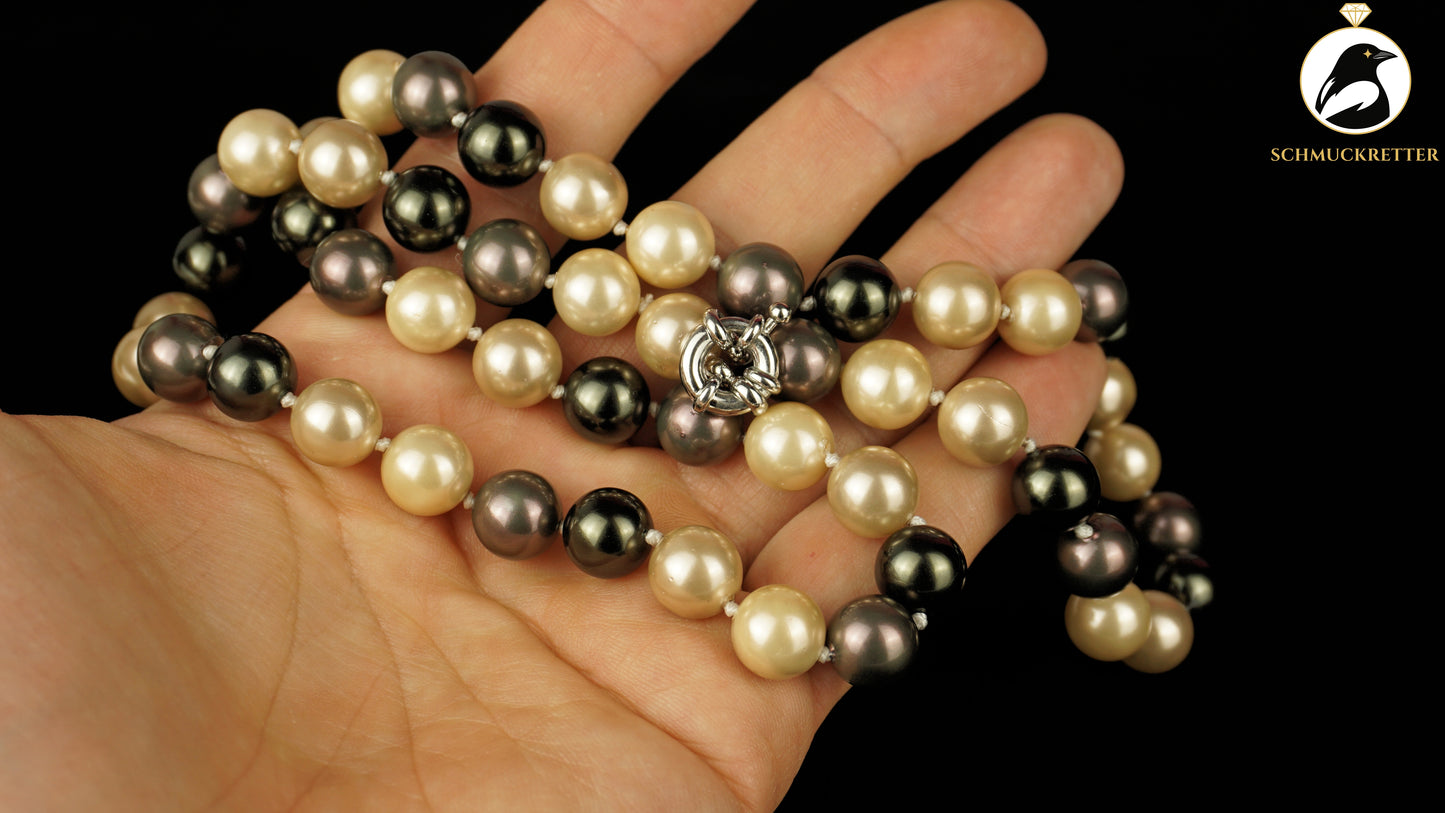 Kette aus MK-Perlen in Champagner- & Auberginetönen, rhodinierter Verschluss