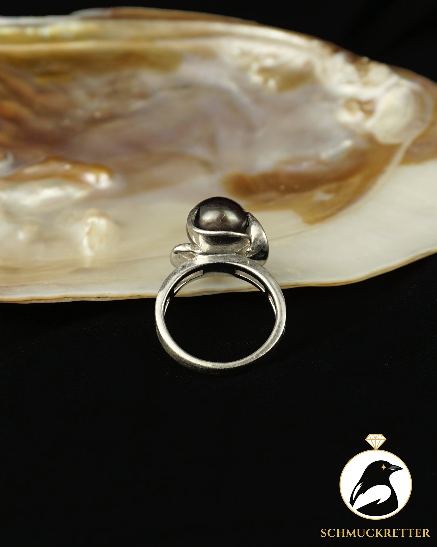 Ring aus 925 Silber mit dunkelblauer Perle, 54