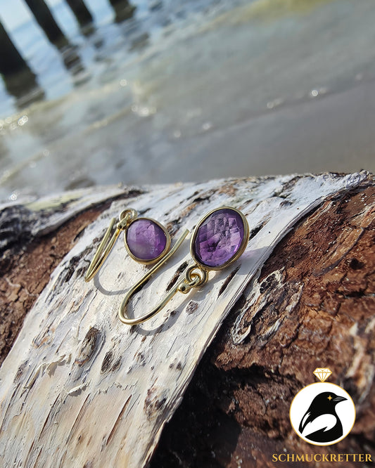 Ohrringe mit facettiertem Amethyst aus vergoldetem 925 Silber