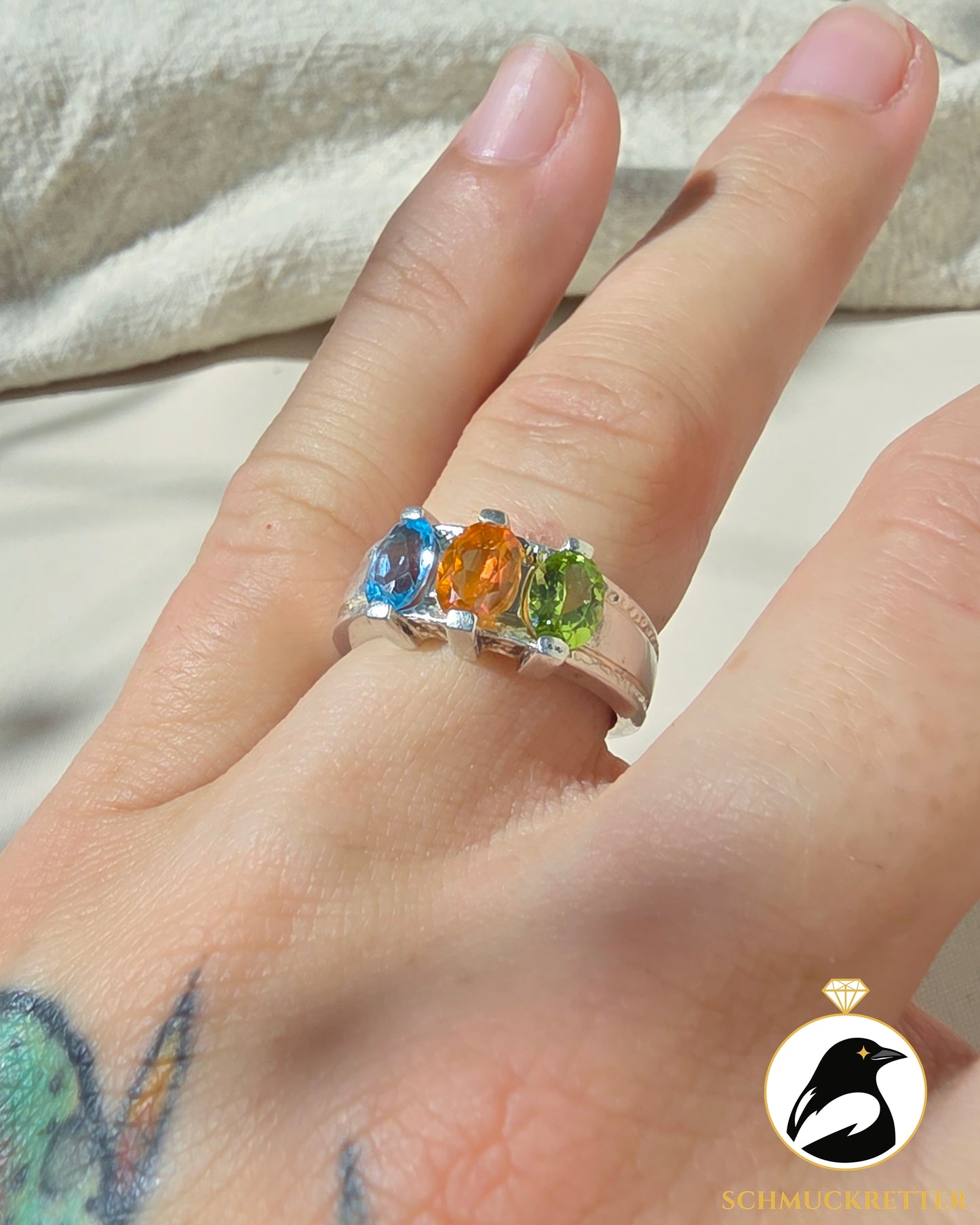 Sommerfrische! 925 Silber Ring mit dreifarbigen Steinen: Peridot & Topas, Gr. 56
