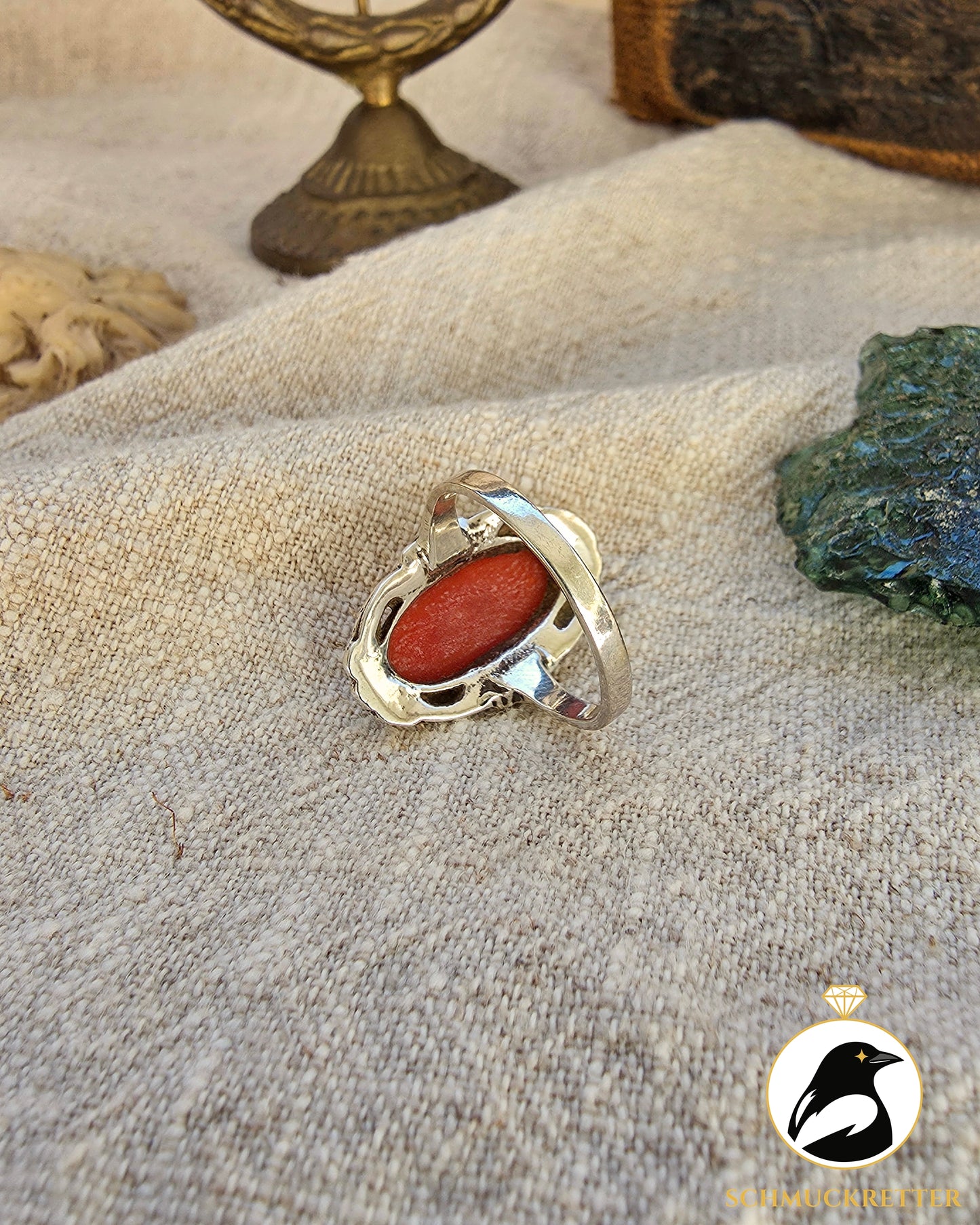 Antiker Jugendstil Ring aus 835 Silber mit echter Koralle, Gr. 53