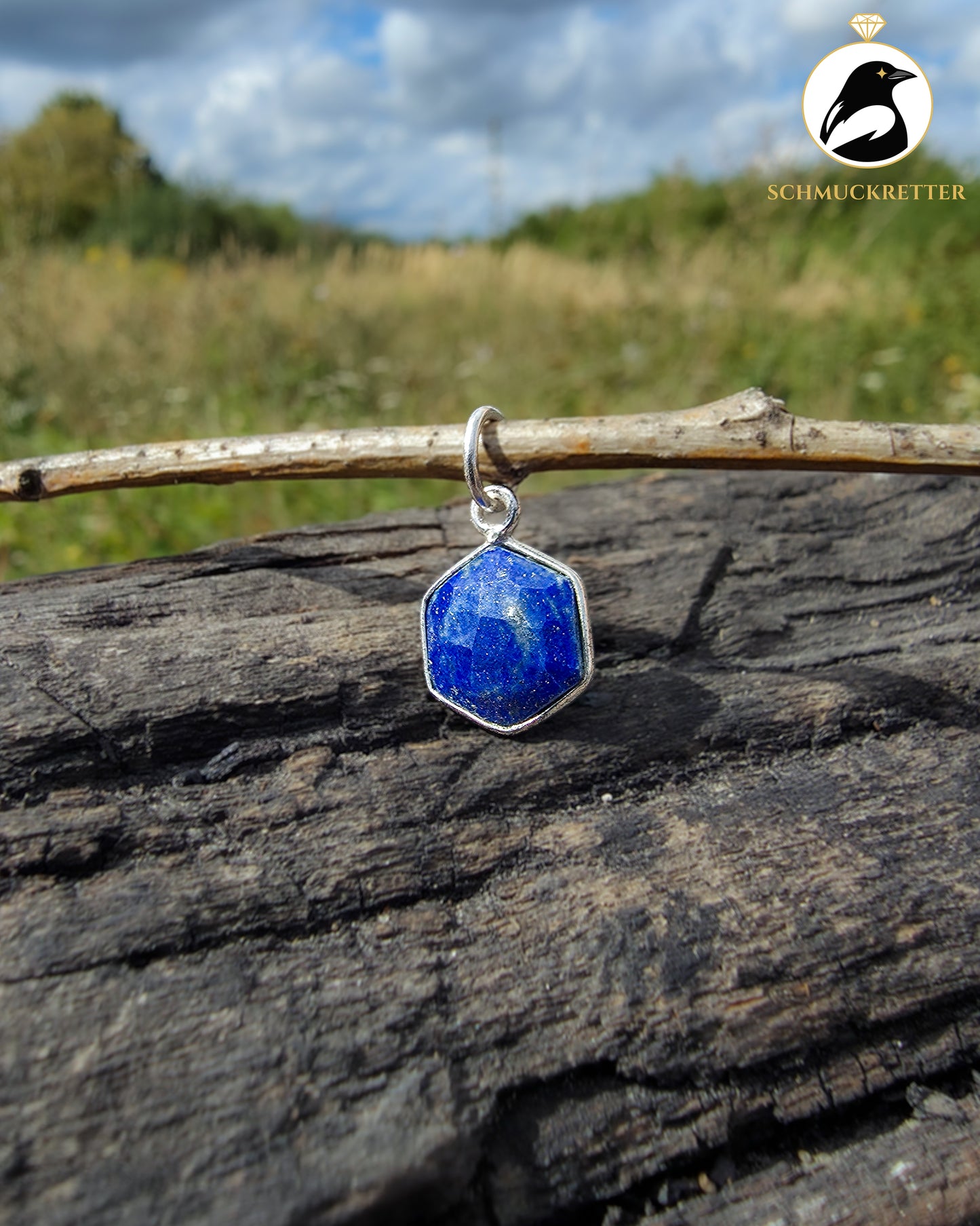 Sechseckiger Lapislazuli Anhänger gefasst in 925 Silber