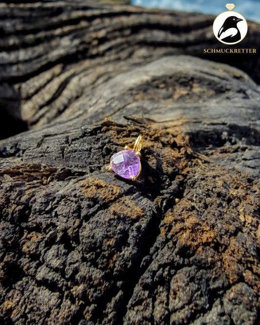 Facettierter Amethyst Anhänger gefasst in vergoldetem 925 Silber