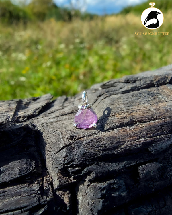 Facettierter Amethyst Anhänger gefasst in 925 Silber