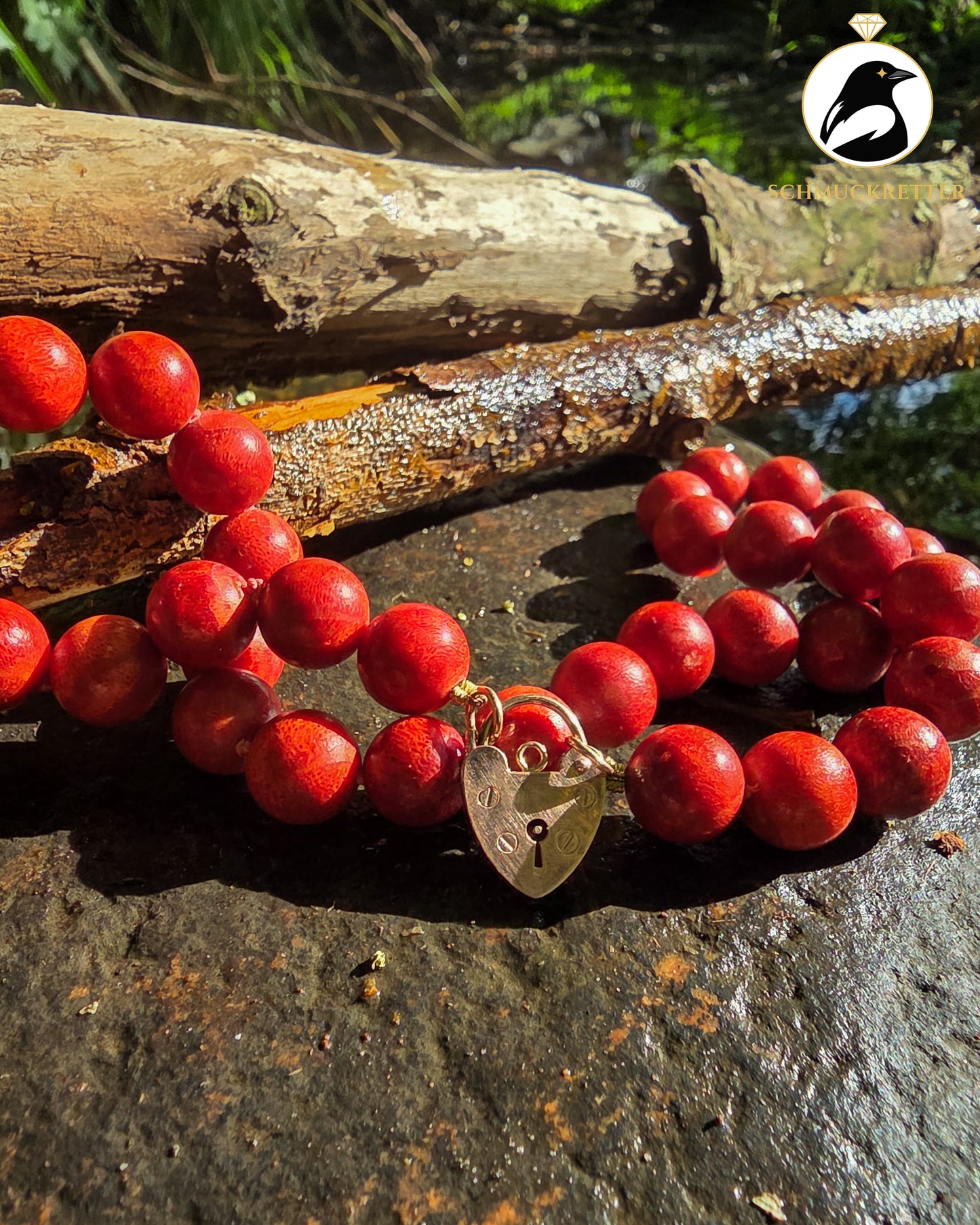 Rotes Korallencollier - 375 Gold Herz-Schloss