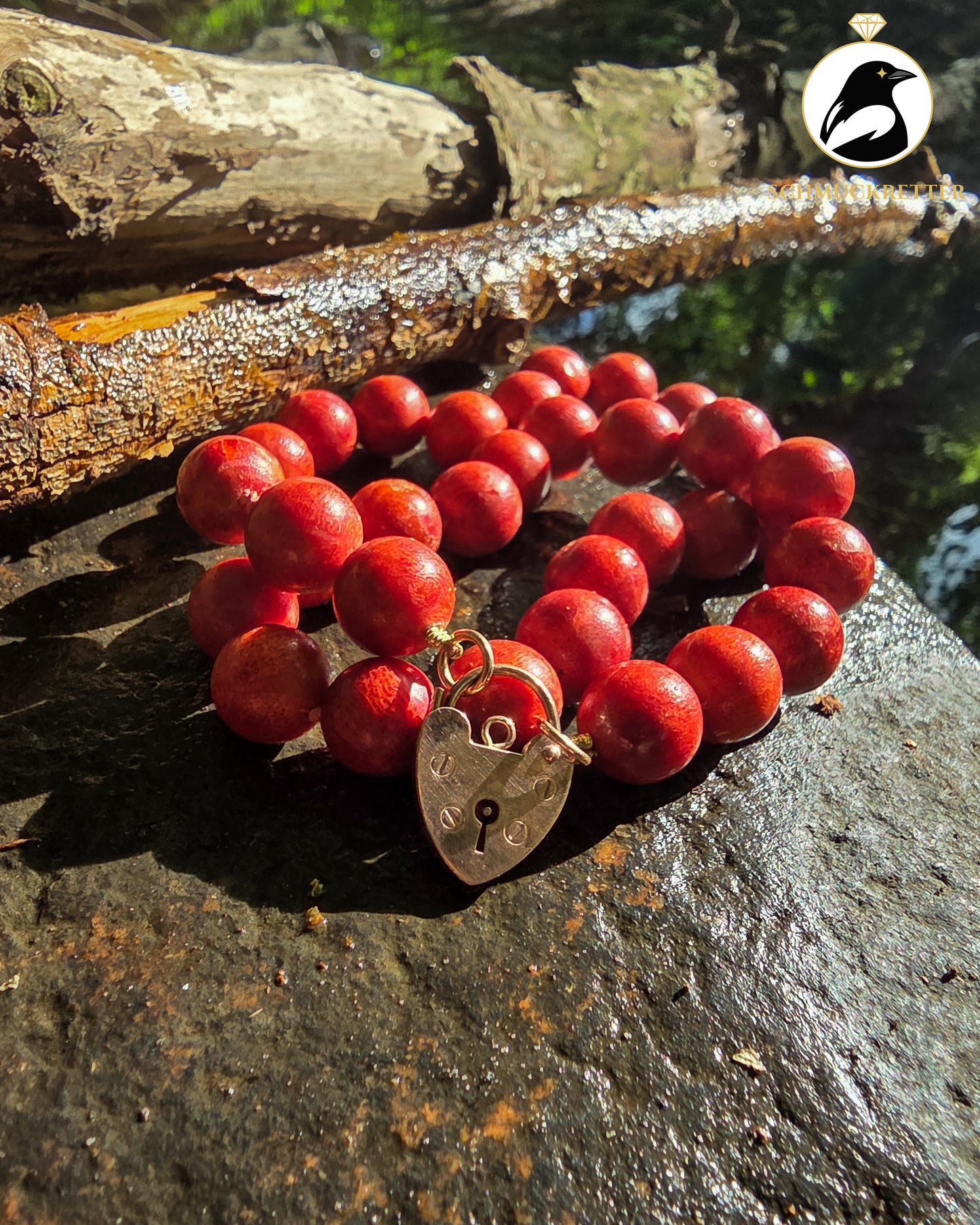 Rotes Korallencollier - 375 Gold Herz-Schloss