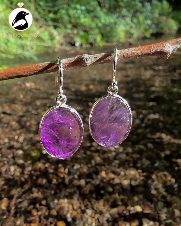 Große Amethyst-Ohrringe gefasst in 925 Silber