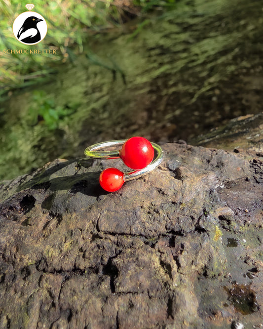 Double Trouble | Offener Kugelring mit Bambuskoralle aus 925 Silber, Gr. 56/57