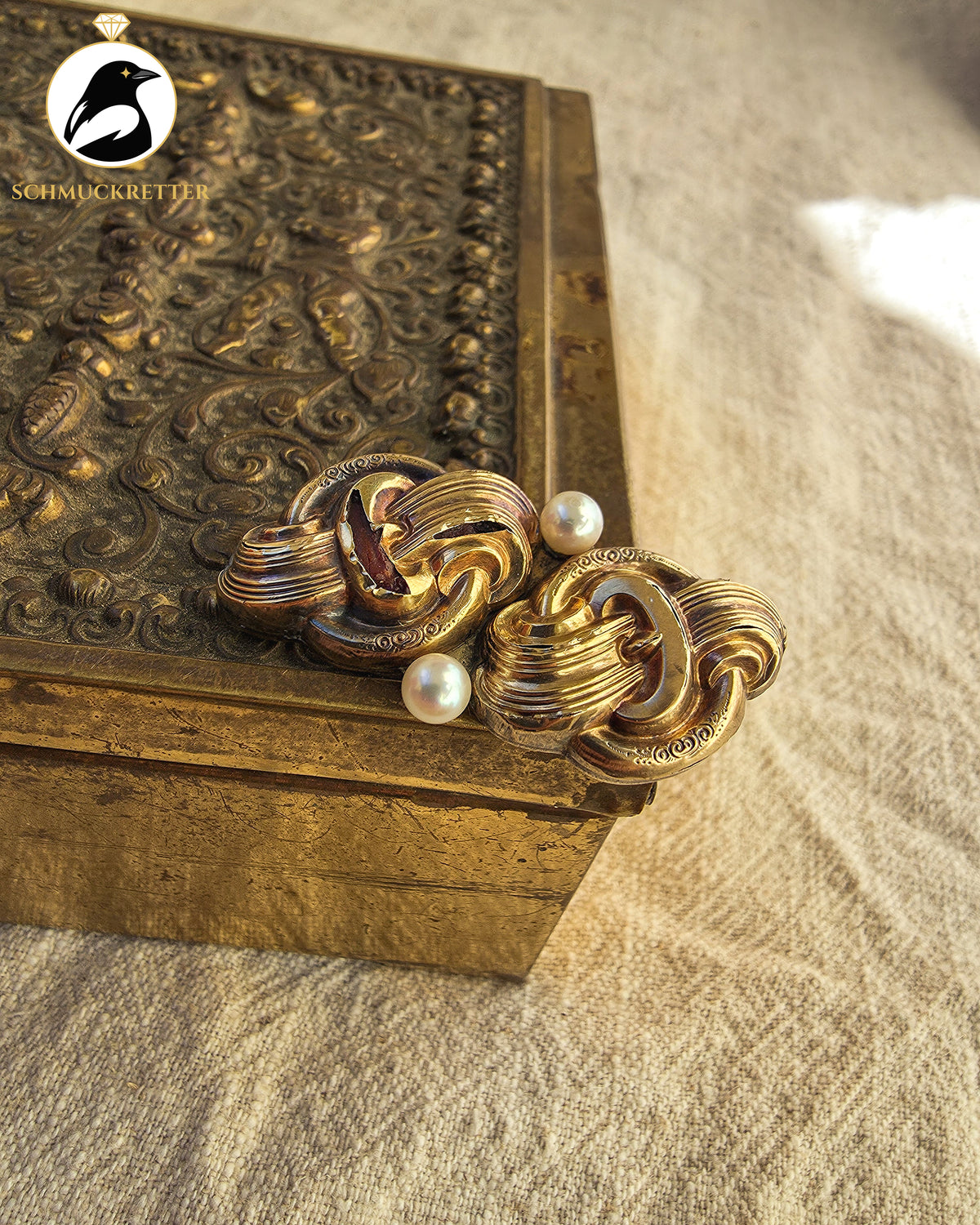 Antike Historismus-Brosche aus Schaumgold mit Perlen | Um 1860–1890 (beschädigt)