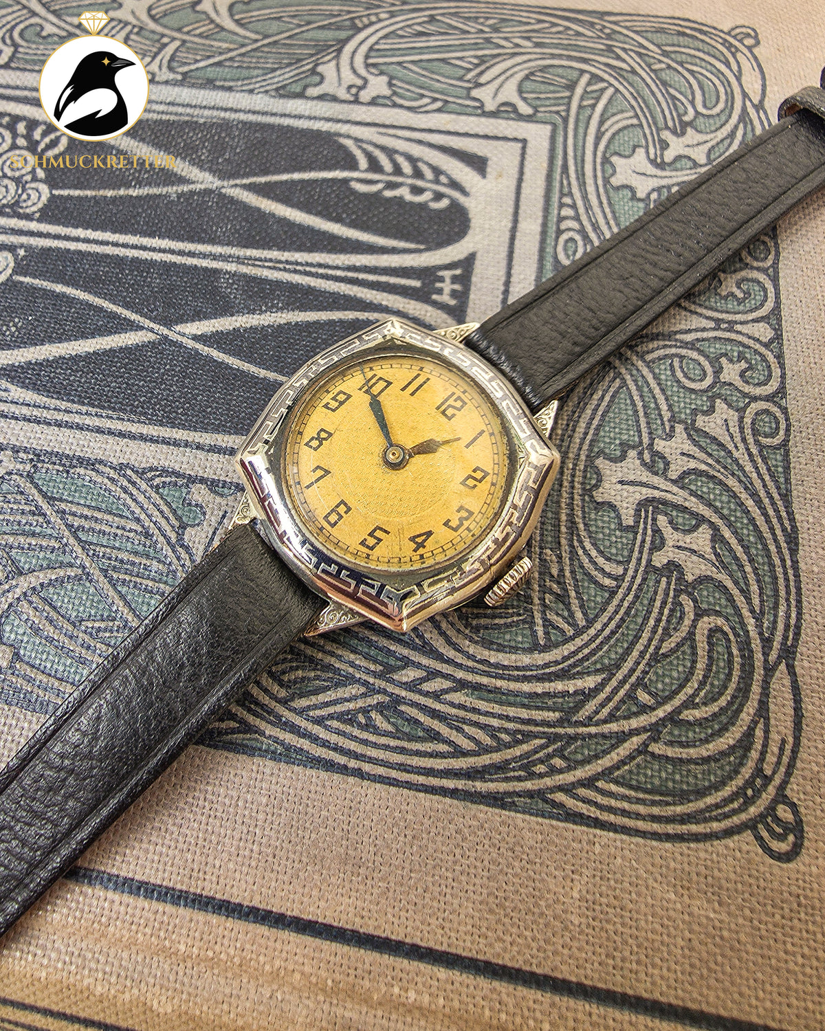 Zeitlose Eleganz – Antike Art-déco-Armbanduhr aus 800er Silber (defekt)