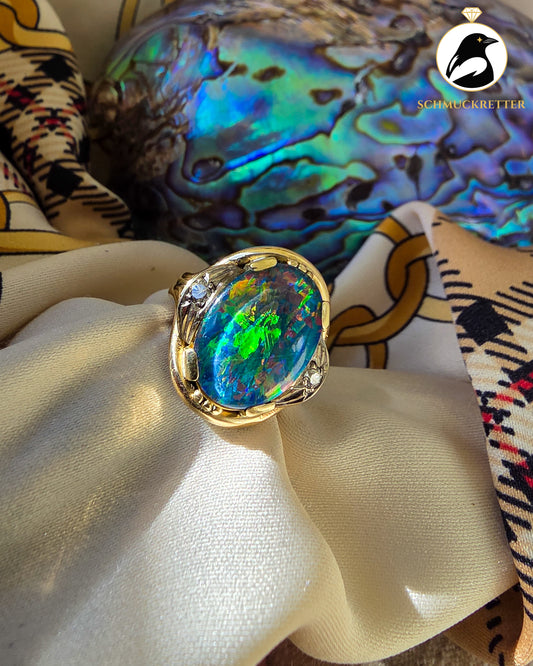 Exklusiver Opal Ring aus 585 Gold mit funkelnden Diamanten, Gr. 54