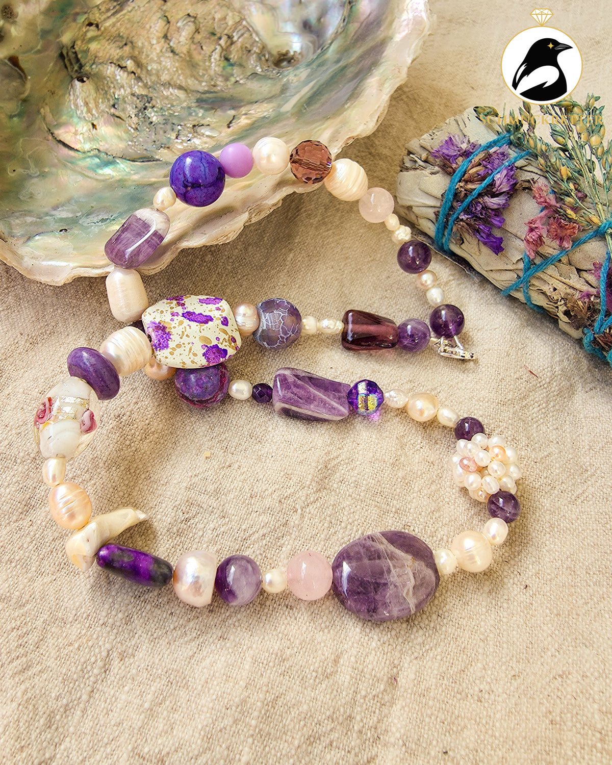 Lavendel & Leinen | Unikatkette mit Amethyst, Süßwasserperlen & 925 Silber
