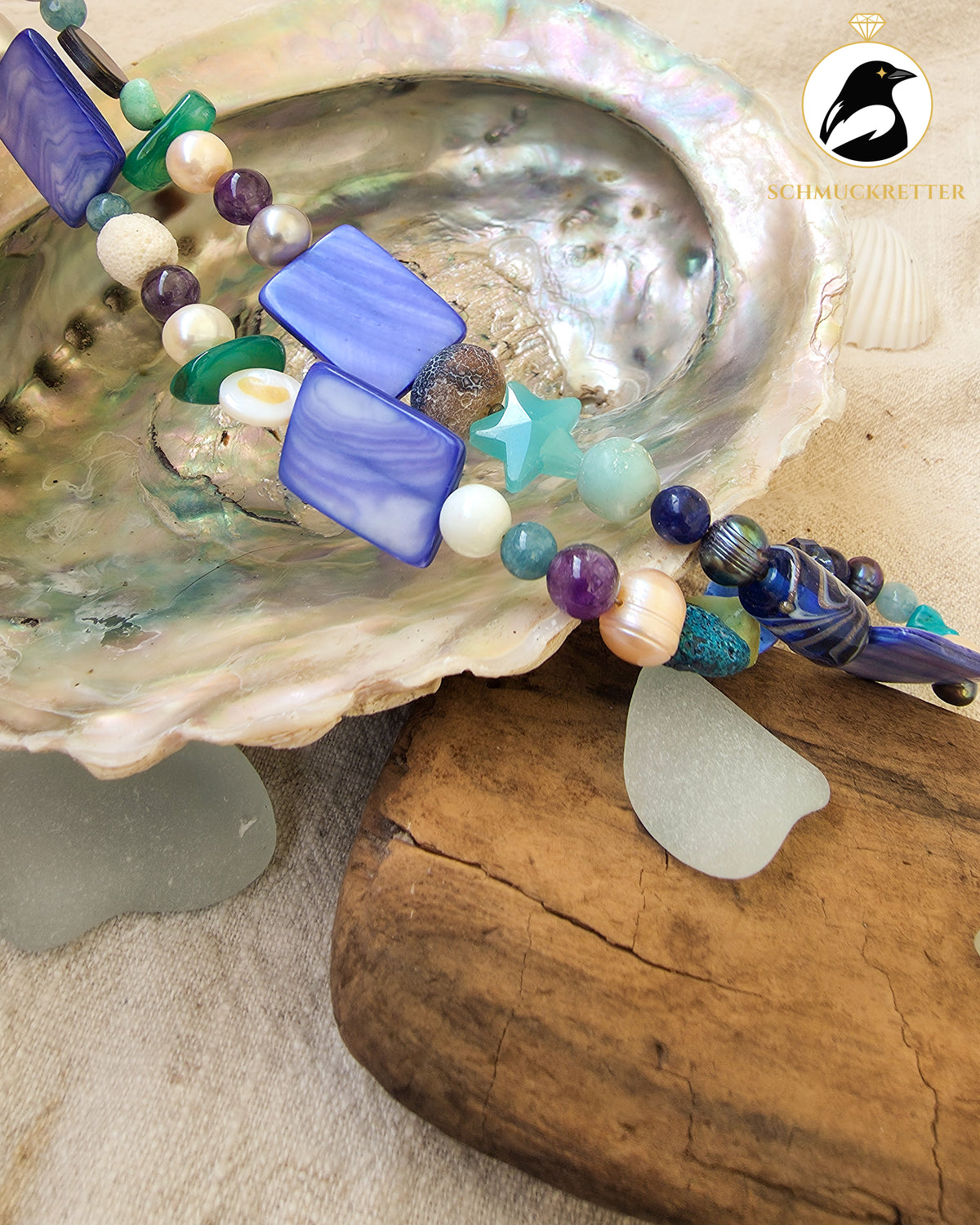 Mondlicht & Muscheln | Unikatkette mit Edelsteinen, Süßwasserperlen & 925 Silber