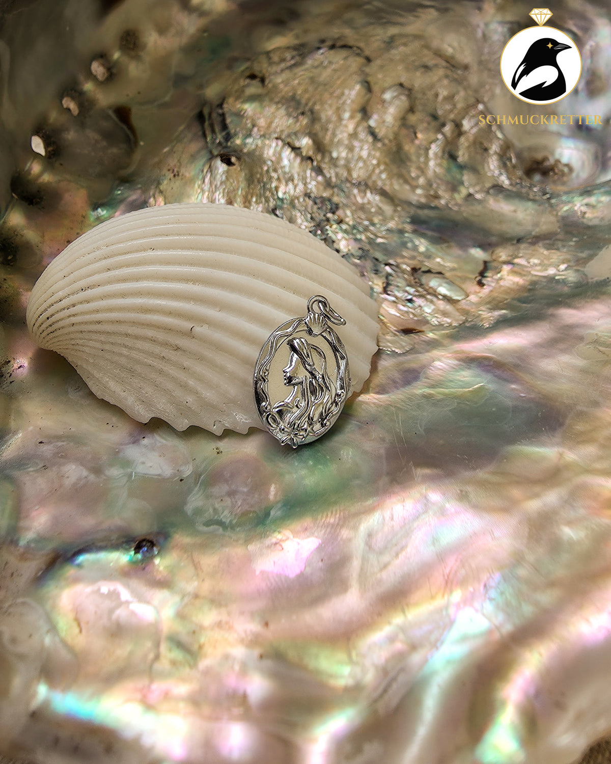 Meerjungfrau-Amulett mit Wende-Motiv aus rhodiniertem Edelstahl