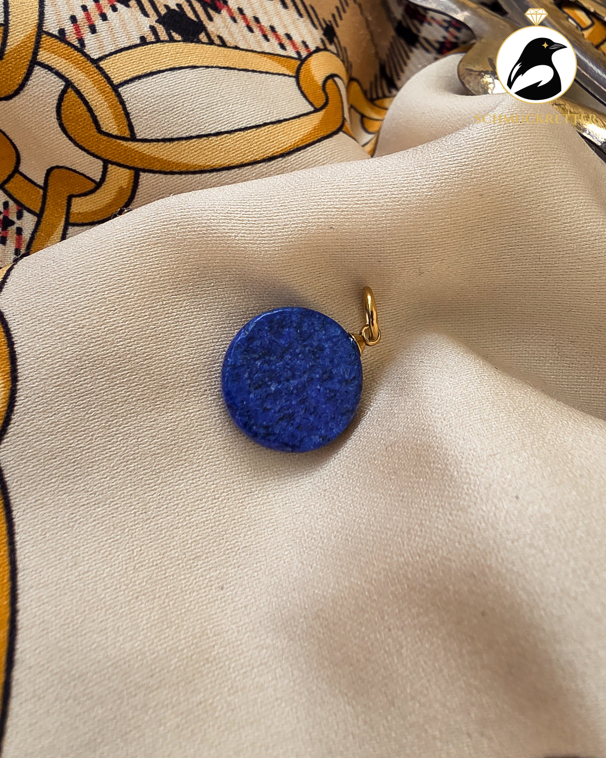Lapislazuli Anhänger mit Edelstahl-Sonne und Öse