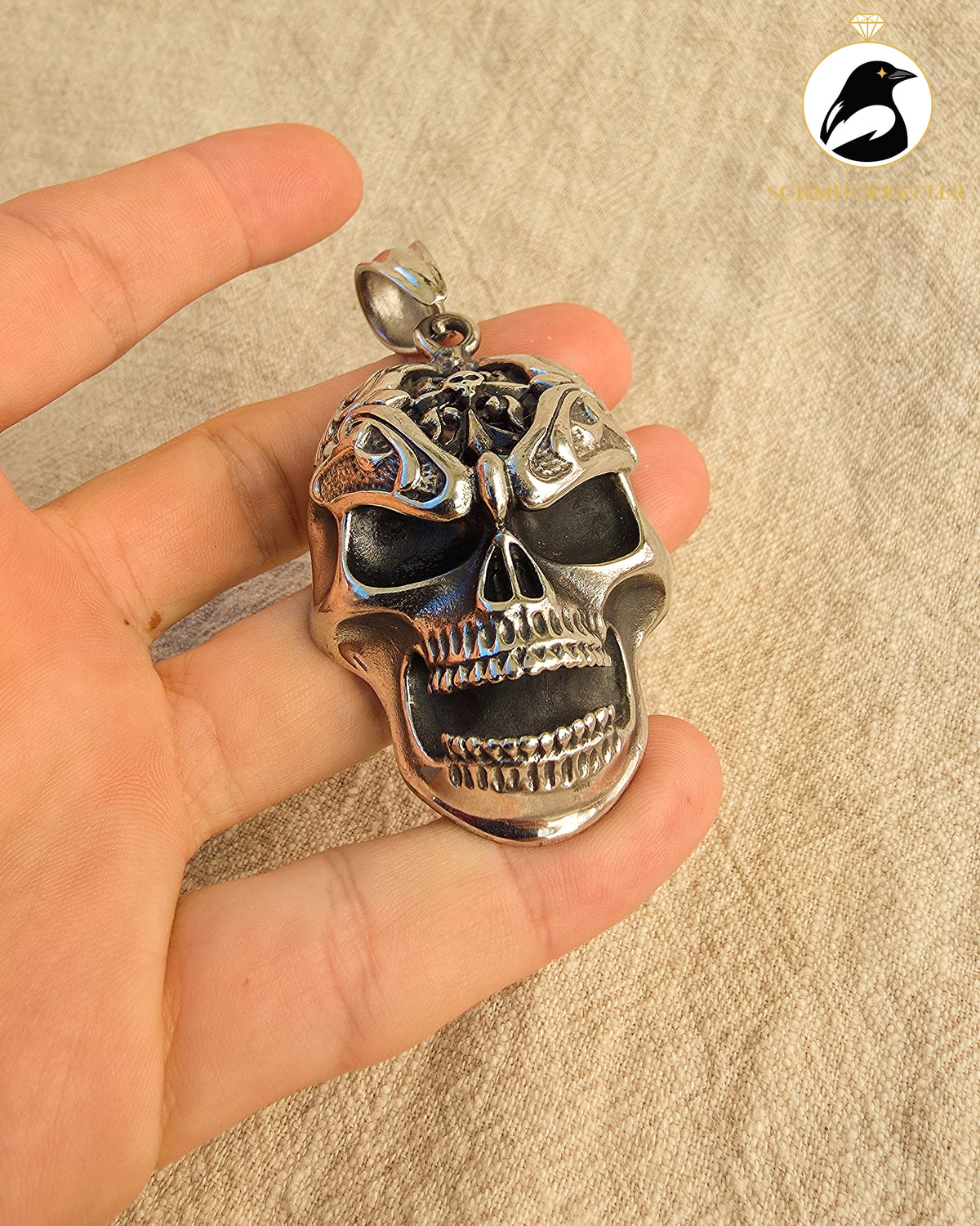 Massiver Totenkopf-Anhänger aus Edelstahl