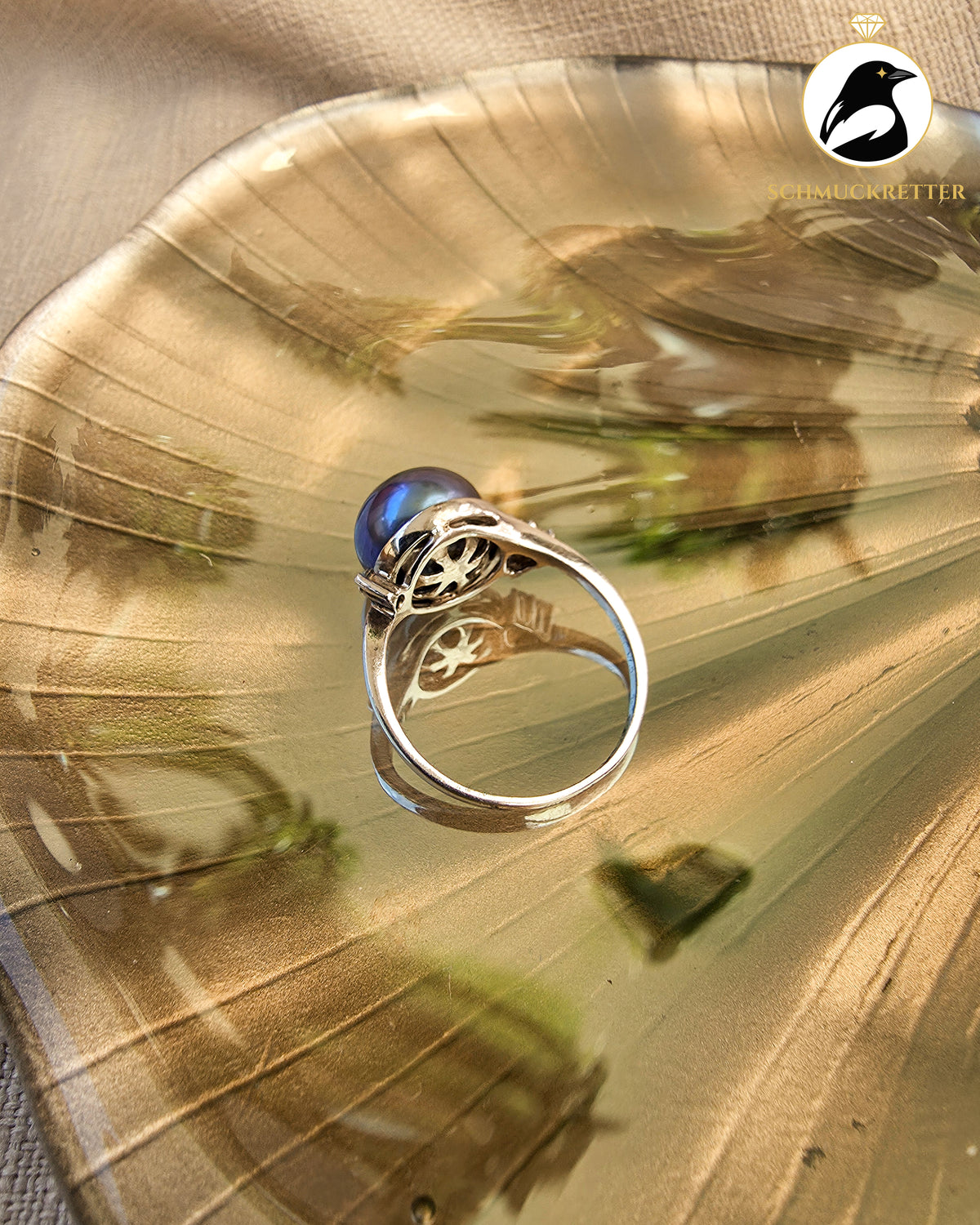 Ring aus 925 Silber mit dunkler Perle & Zirkonia - Gr. 56