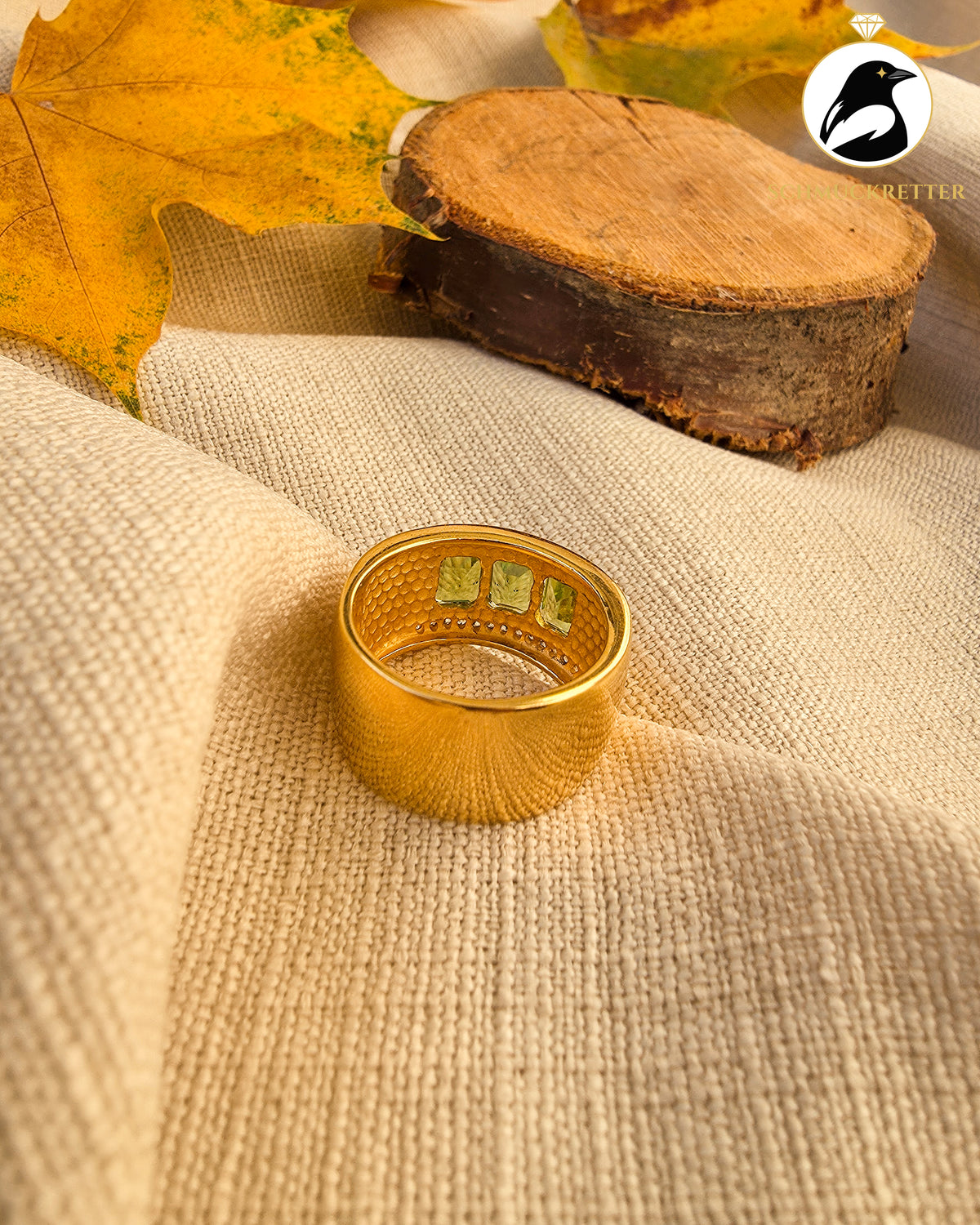 Breiter Ring aus vergoldetem 316 Edelstahl mit Peridot und Zirkonia, Gr. 60, SALE