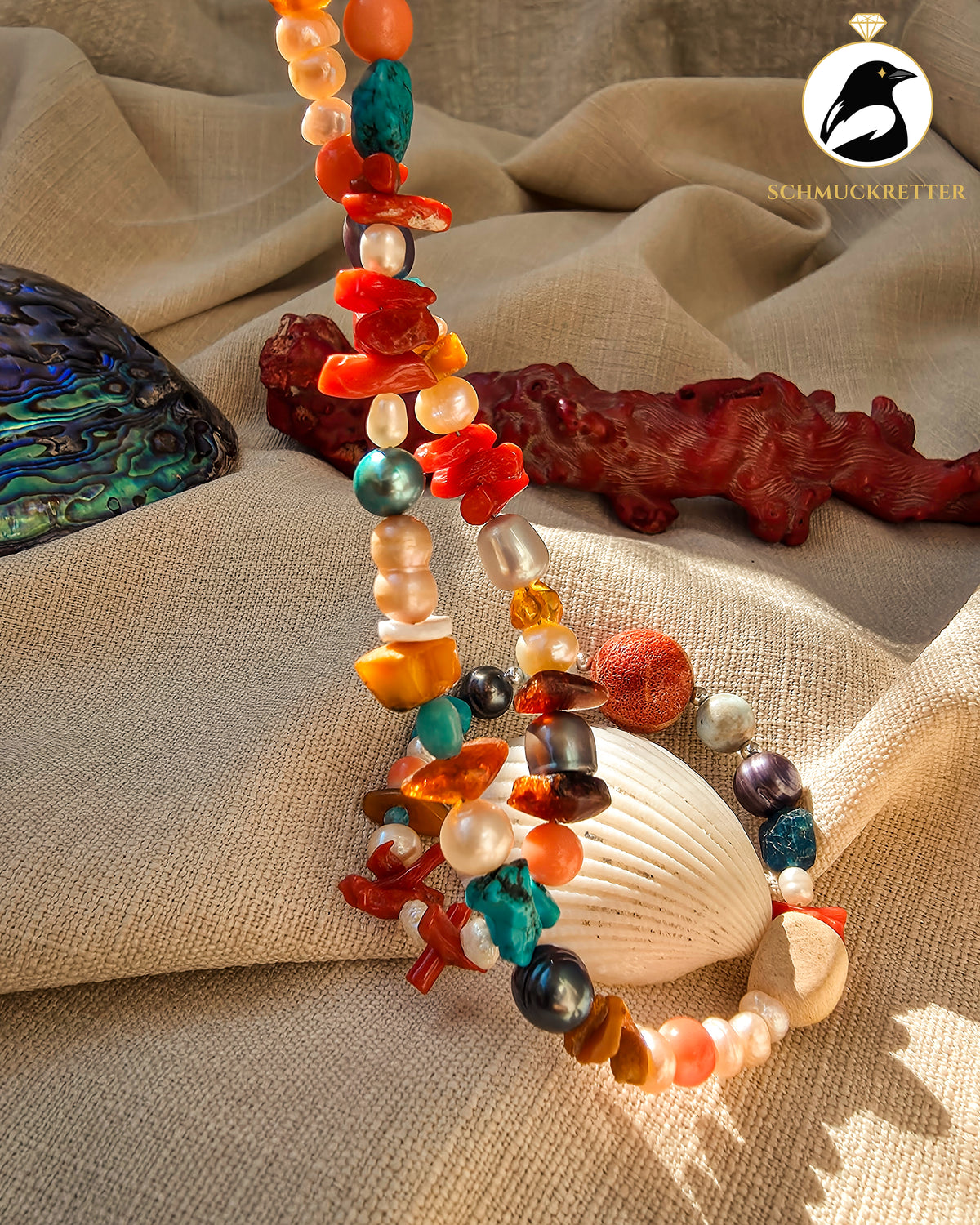 Farben der Karibik – Unikatkette mit Larimar, Koralle, Perlen & Türkis