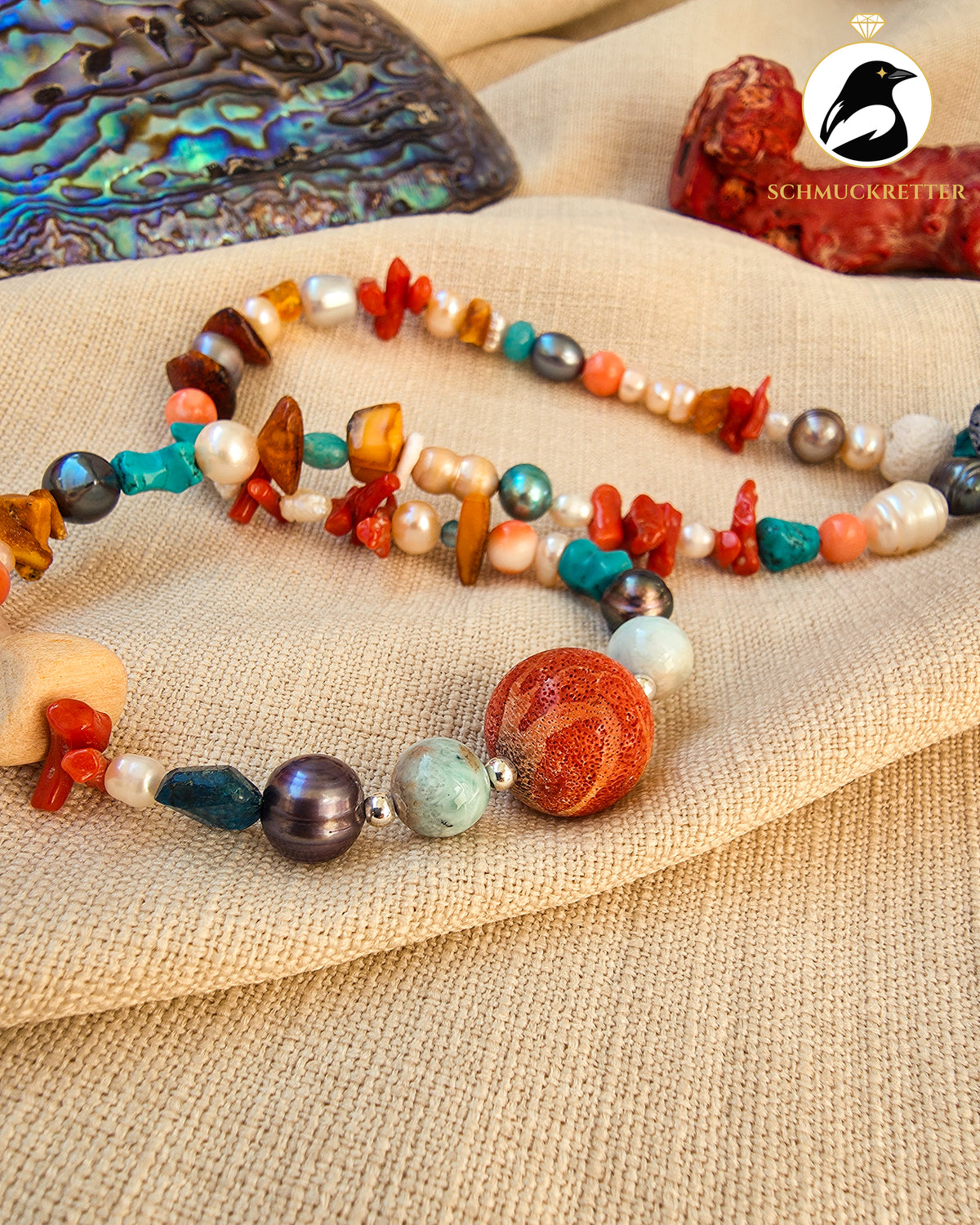 Farben der Karibik – Unikatkette mit Larimar, Koralle, Perlen & Türkis