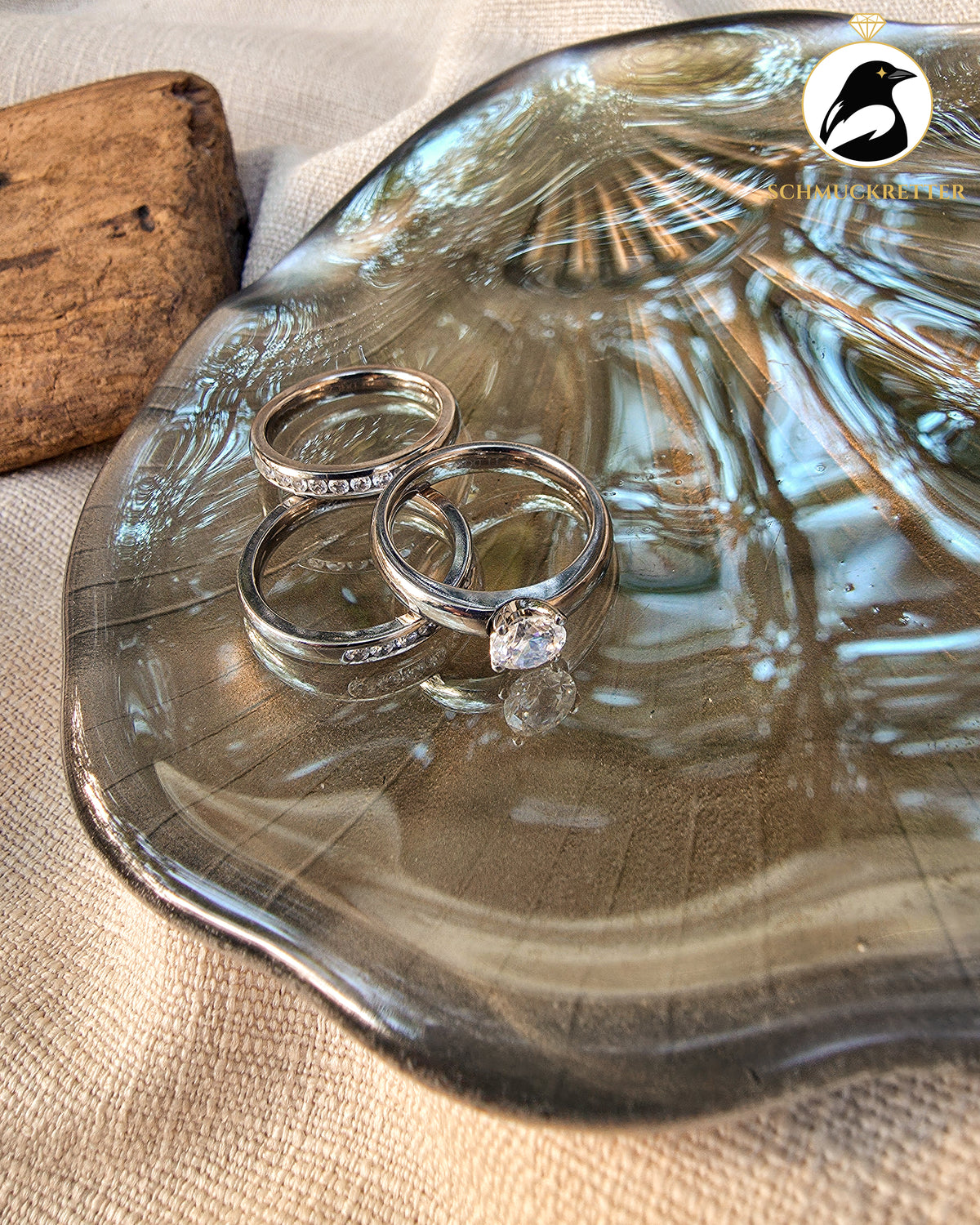 3-teiliges Diamonique Ring-Set aus Titan – Solitär mit Beisteckringen, Gr. 56