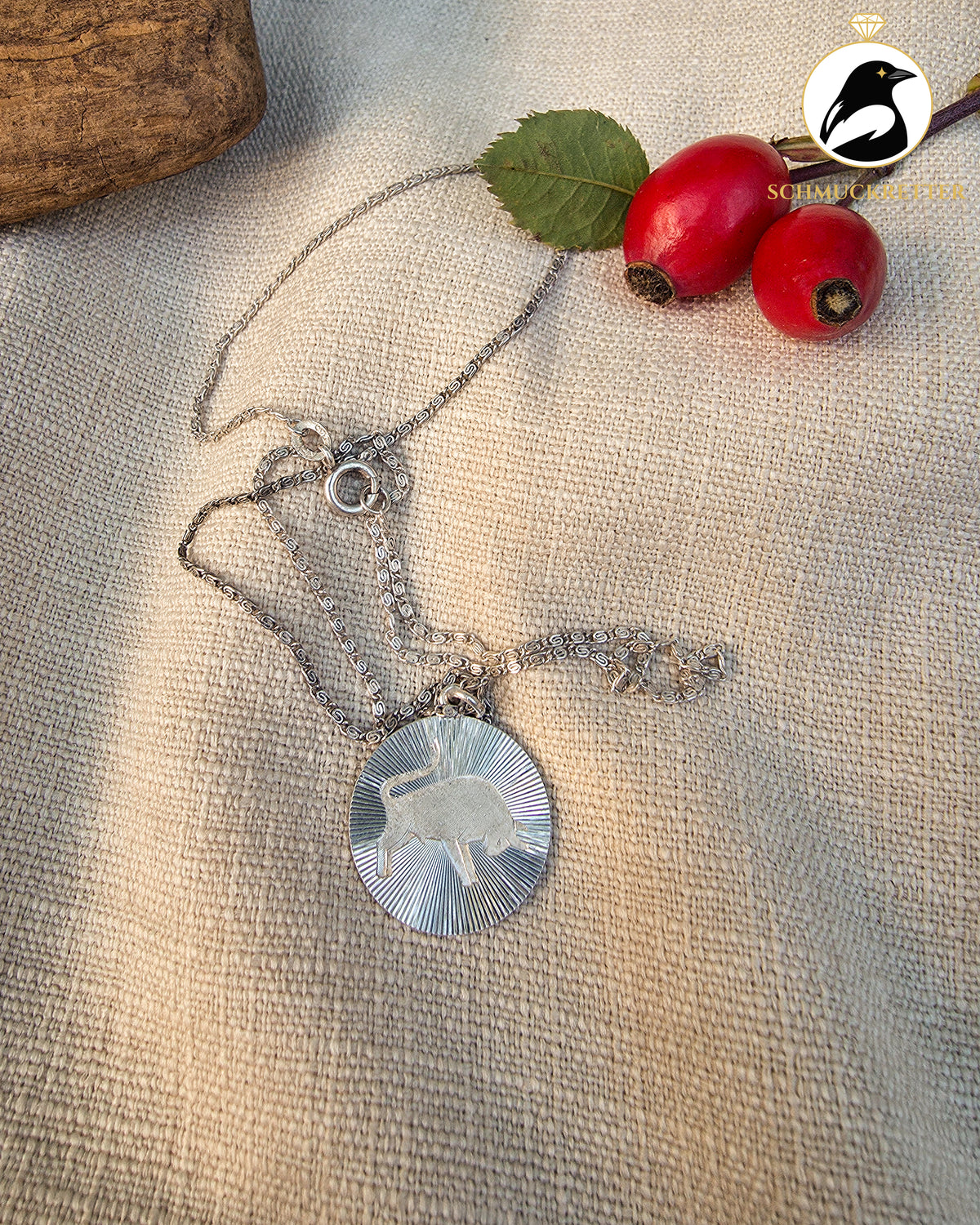 835 Silber Kette mit Stier-Anhänger Sternzeichen