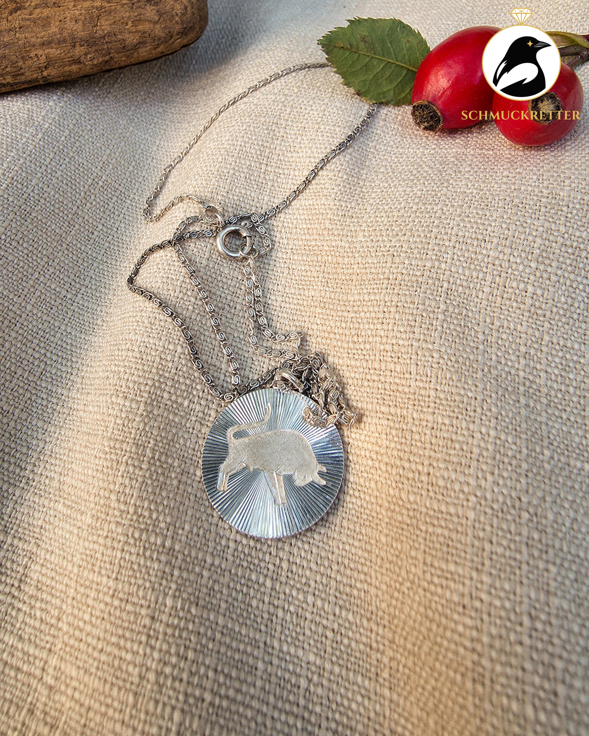 835 Silber Kette mit Stier-Anhänger Sternzeichen