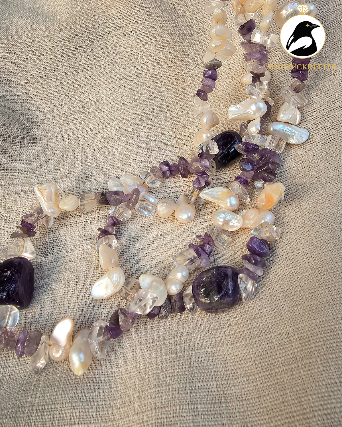 Doppelreihiges Collier aus Amethyst, Bergkristall und Barockperlen
