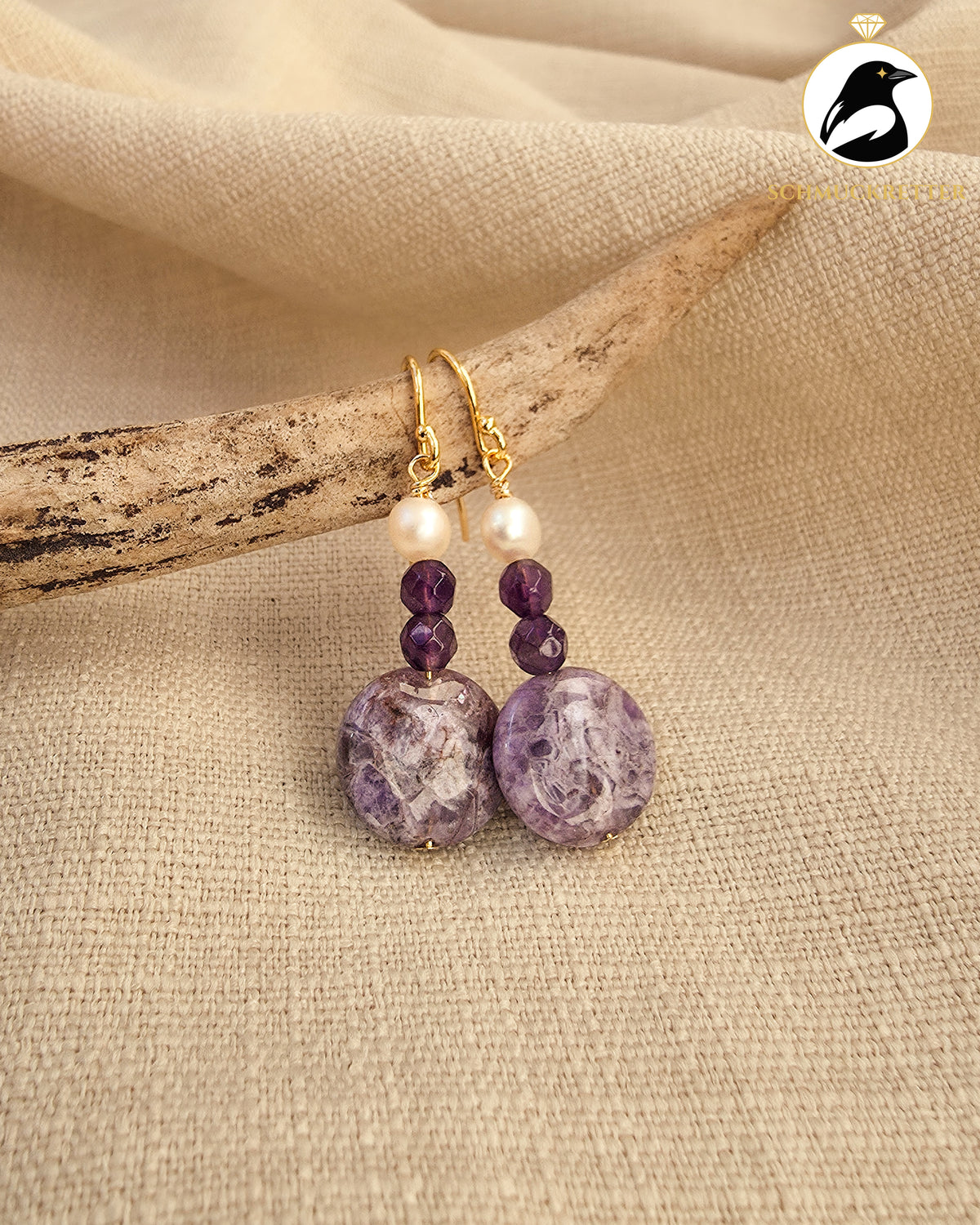 Hexenmagie - handgefertigte Ohrringe mit Amethyst, Süßwasserperlen & Lepidolith in vergoldetem 925 Silber