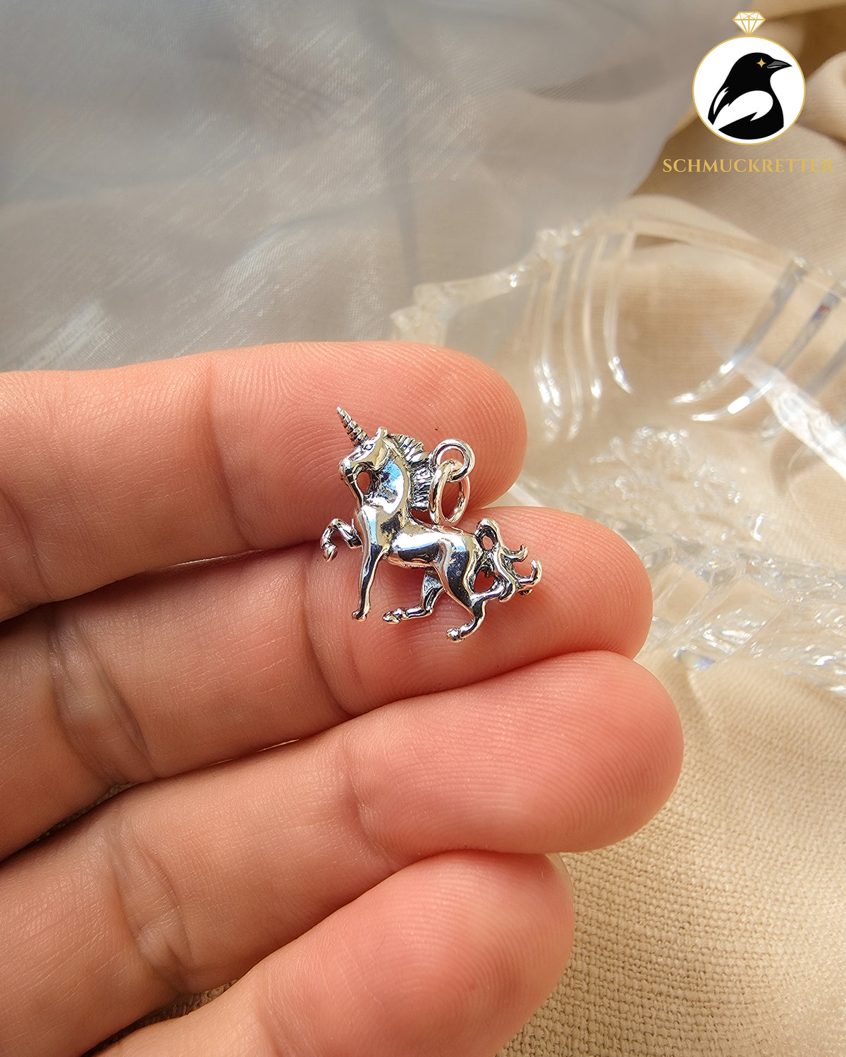 Magisches Einhorn – detailreicher Anhänger aus 925 Silber