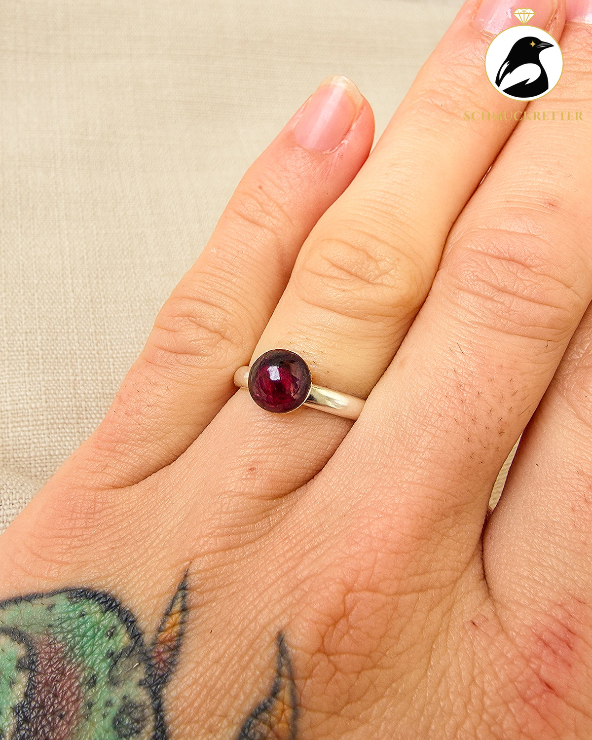 925 Silber Ring mit Granat-Cabochon, verstellbar