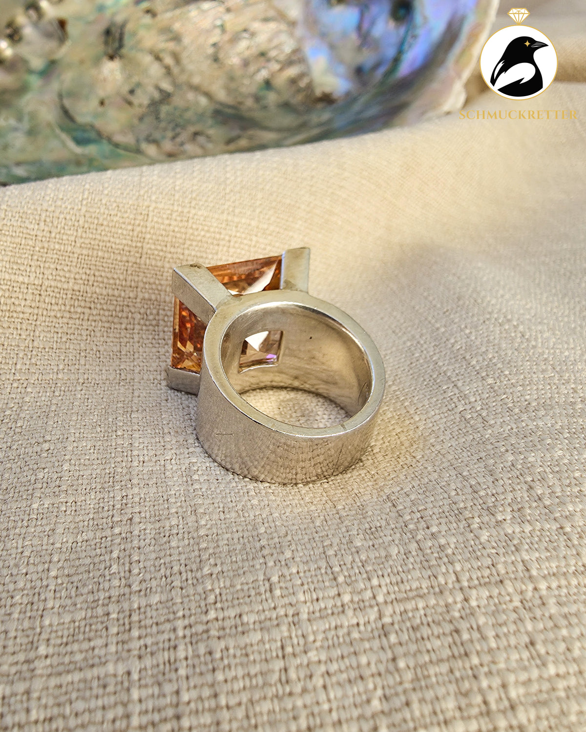 Massiver Ring mit champagnerfarbenem Zirkonia – 925 Silber, Gr. 52