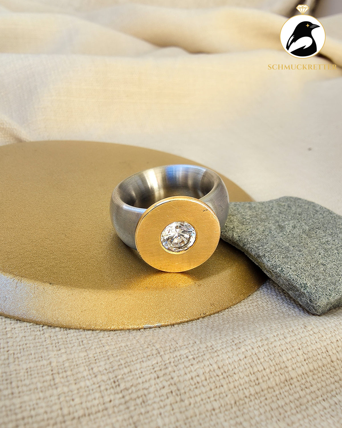 Massiver Bicolor-Ring mit Zirkonia – Edelstahl, Gr.55