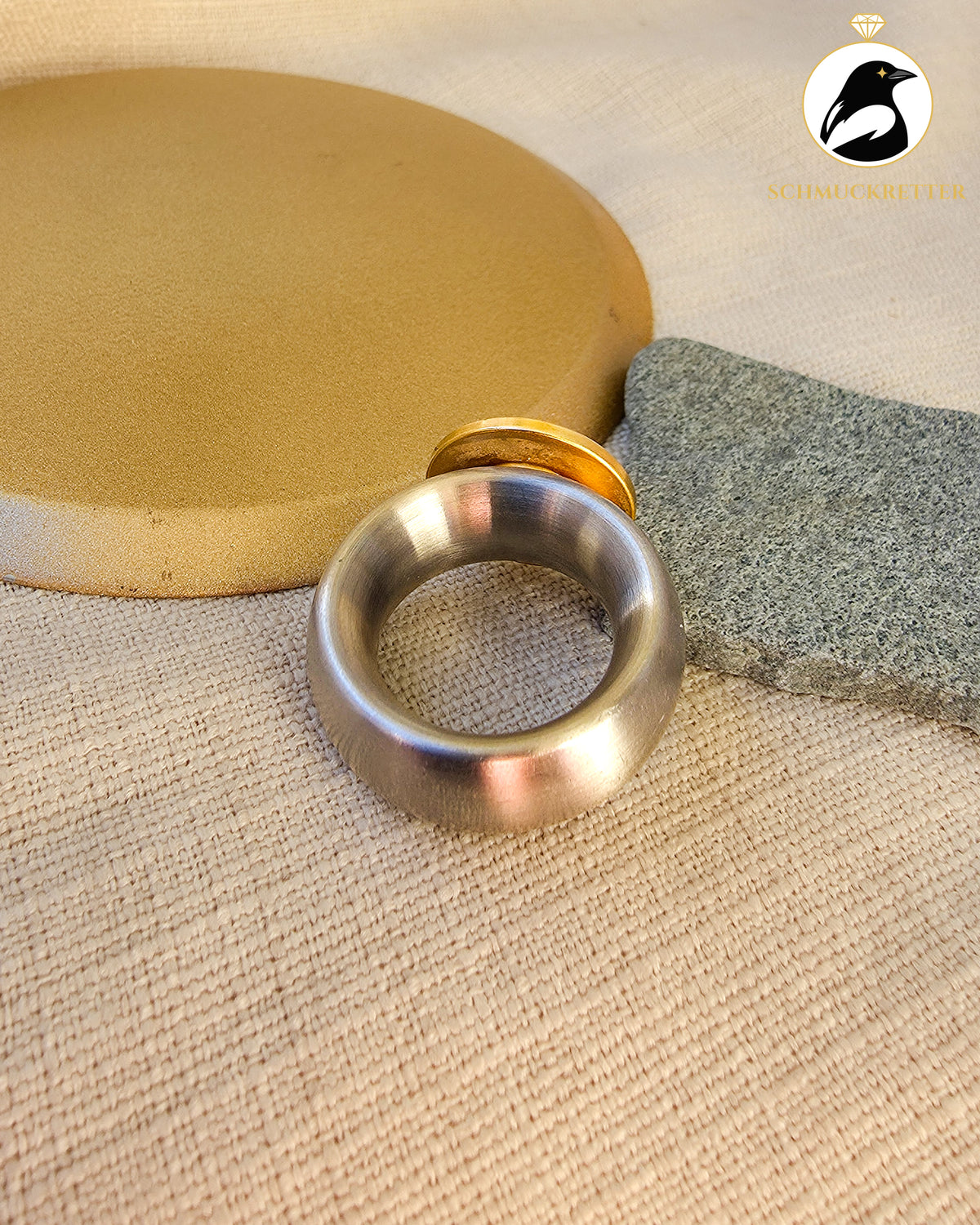 Massiver Bicolor-Ring mit Zirkonia – Edelstahl, Gr.55