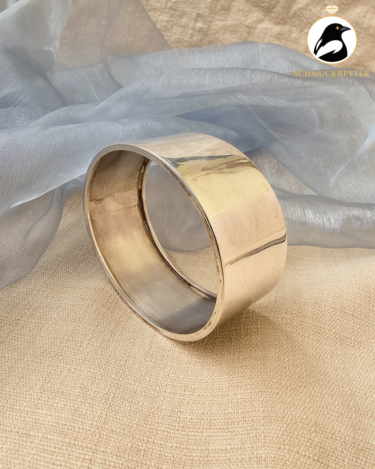 Breiter Vintage-Armreif im minimalistischen Design – versilbert