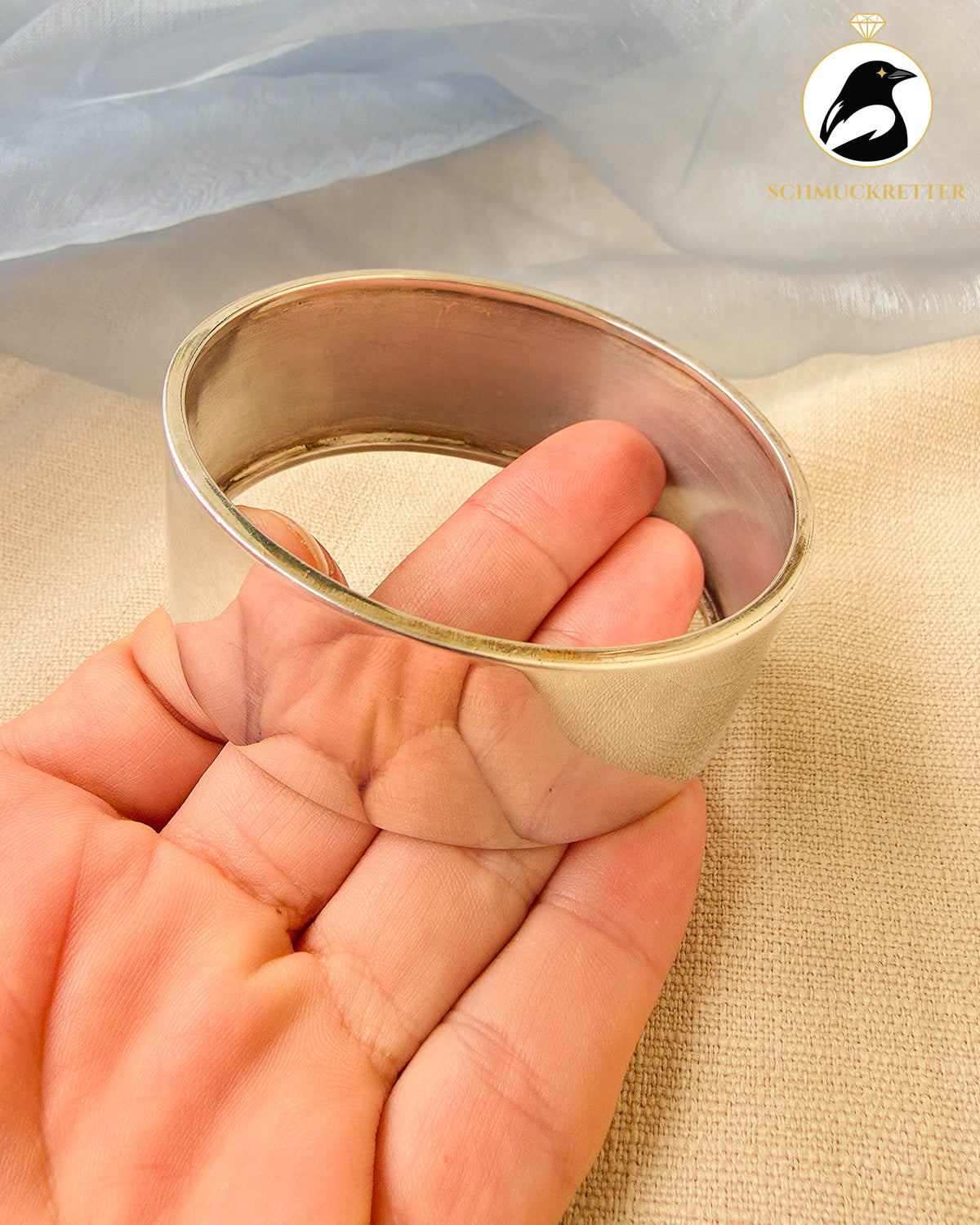 Breiter Vintage-Armreif im minimalistischen Design – versilbert