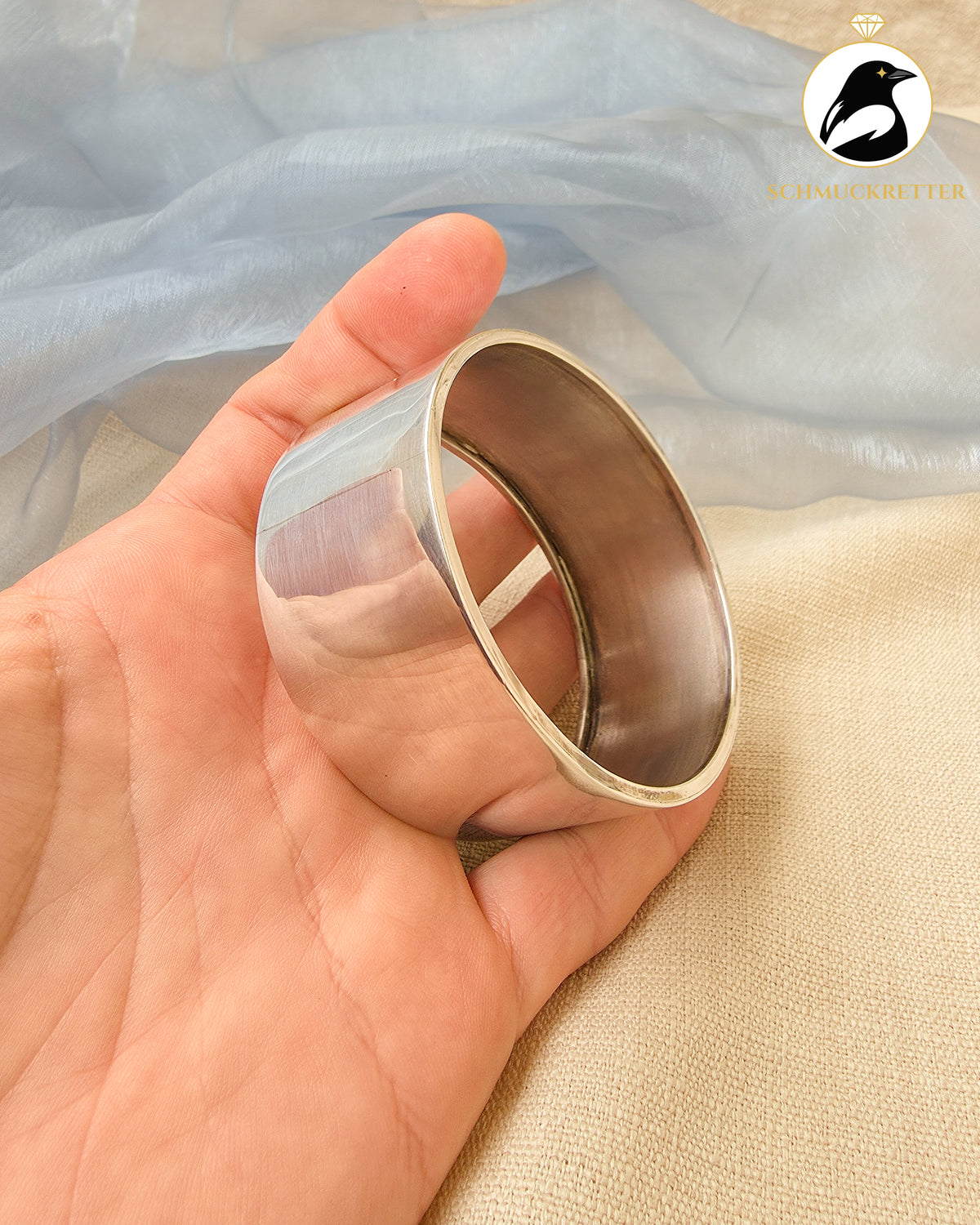 Breiter Vintage-Armreif im minimalistischen Design – versilbert