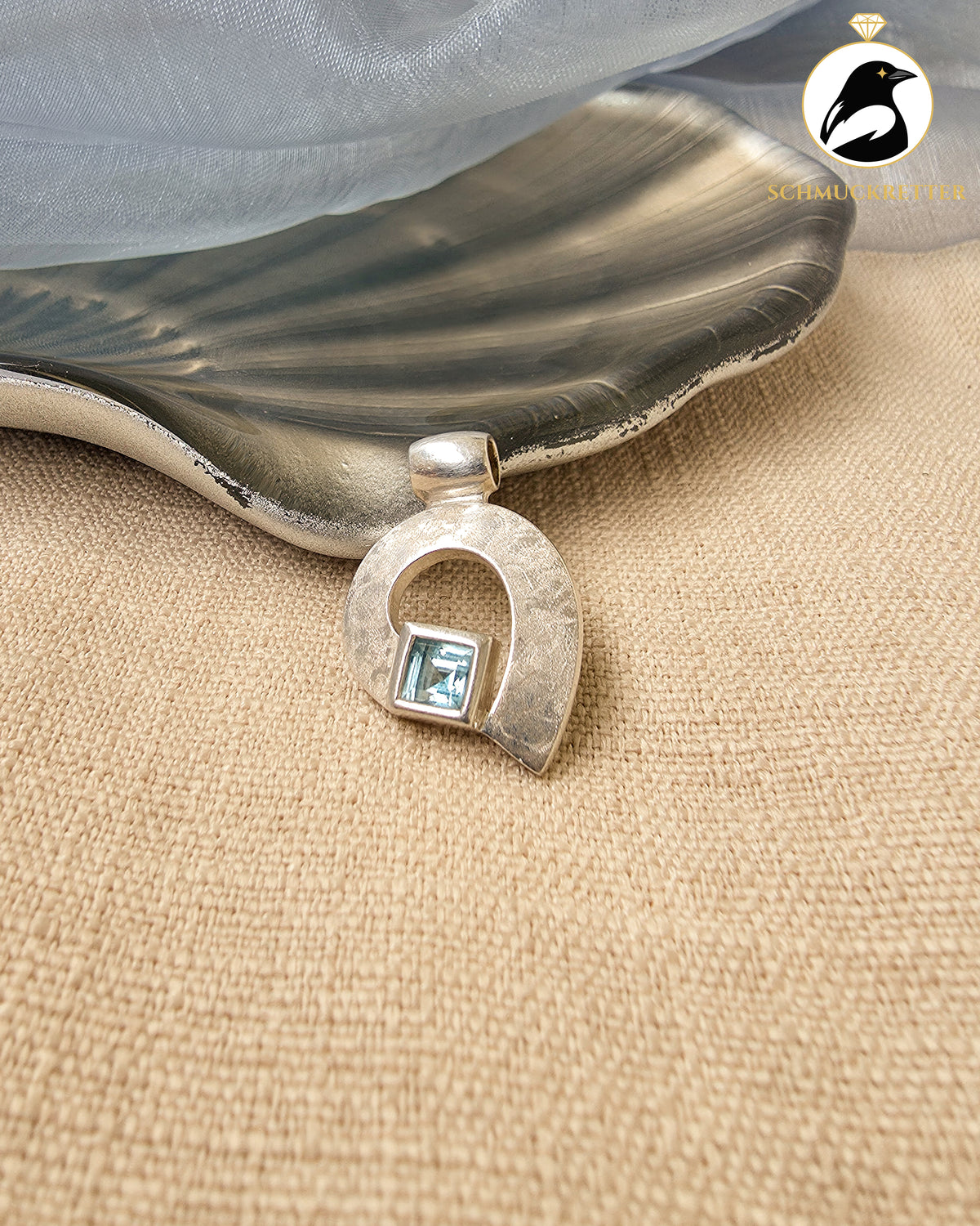 CIMARA│Anhänger mit Blautopas in 925 Silber