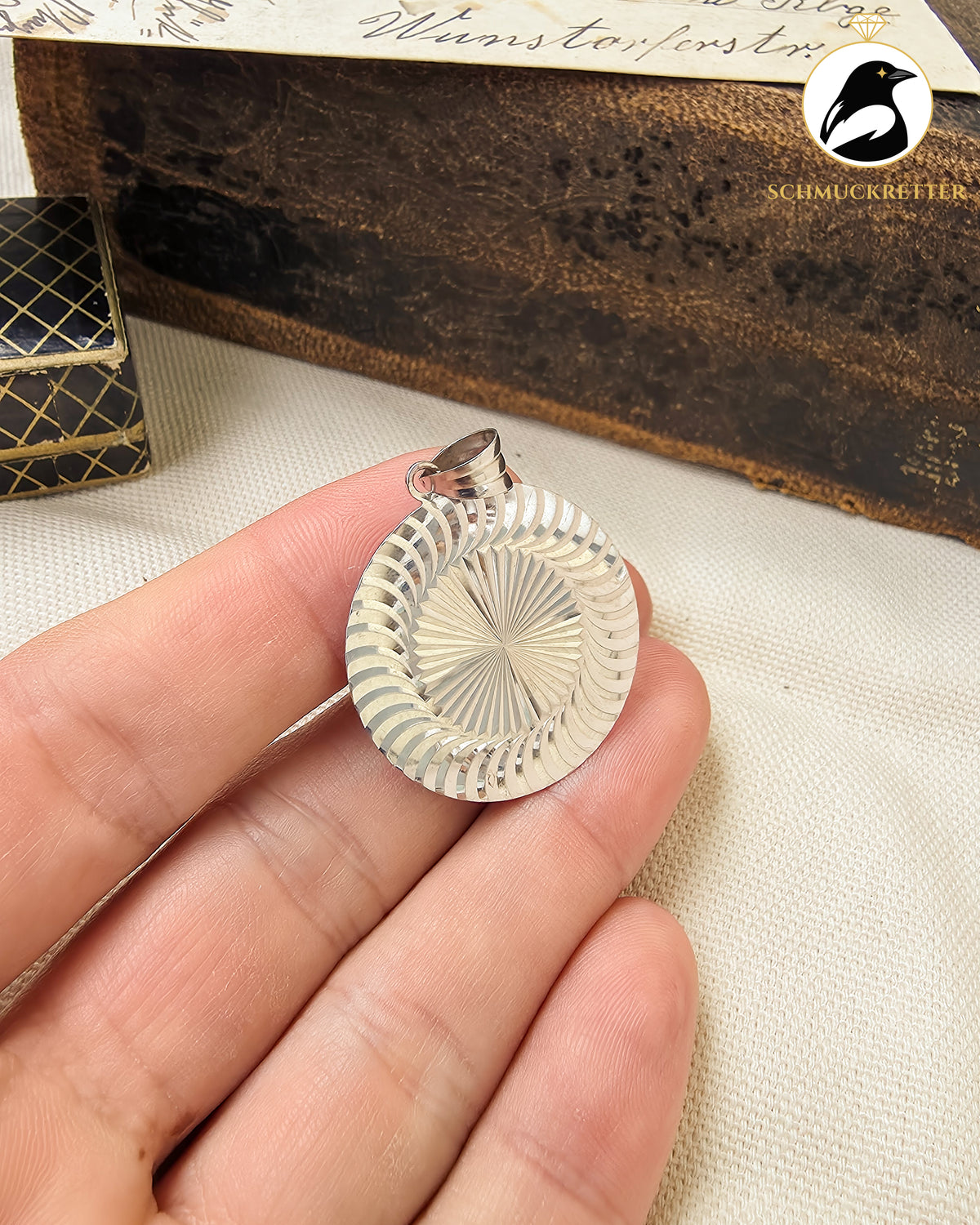 Anhänger aus echtem Silber mit Spiralgravur – optischer 3D-Effekt, Vintage