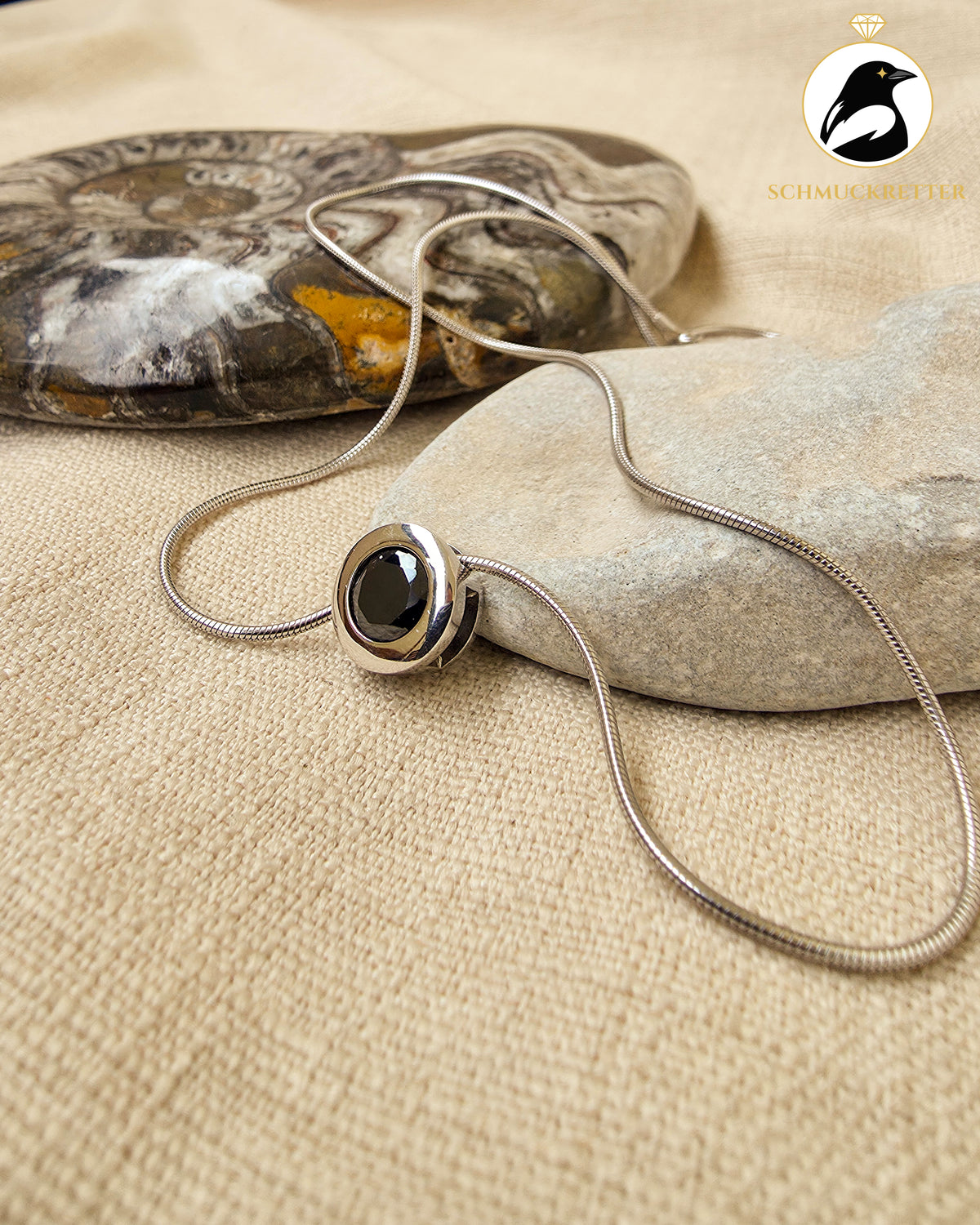 TCM/Tchibo Schlangenkette aus 925 Silber mit schwarzem Zirkonia Anhänger