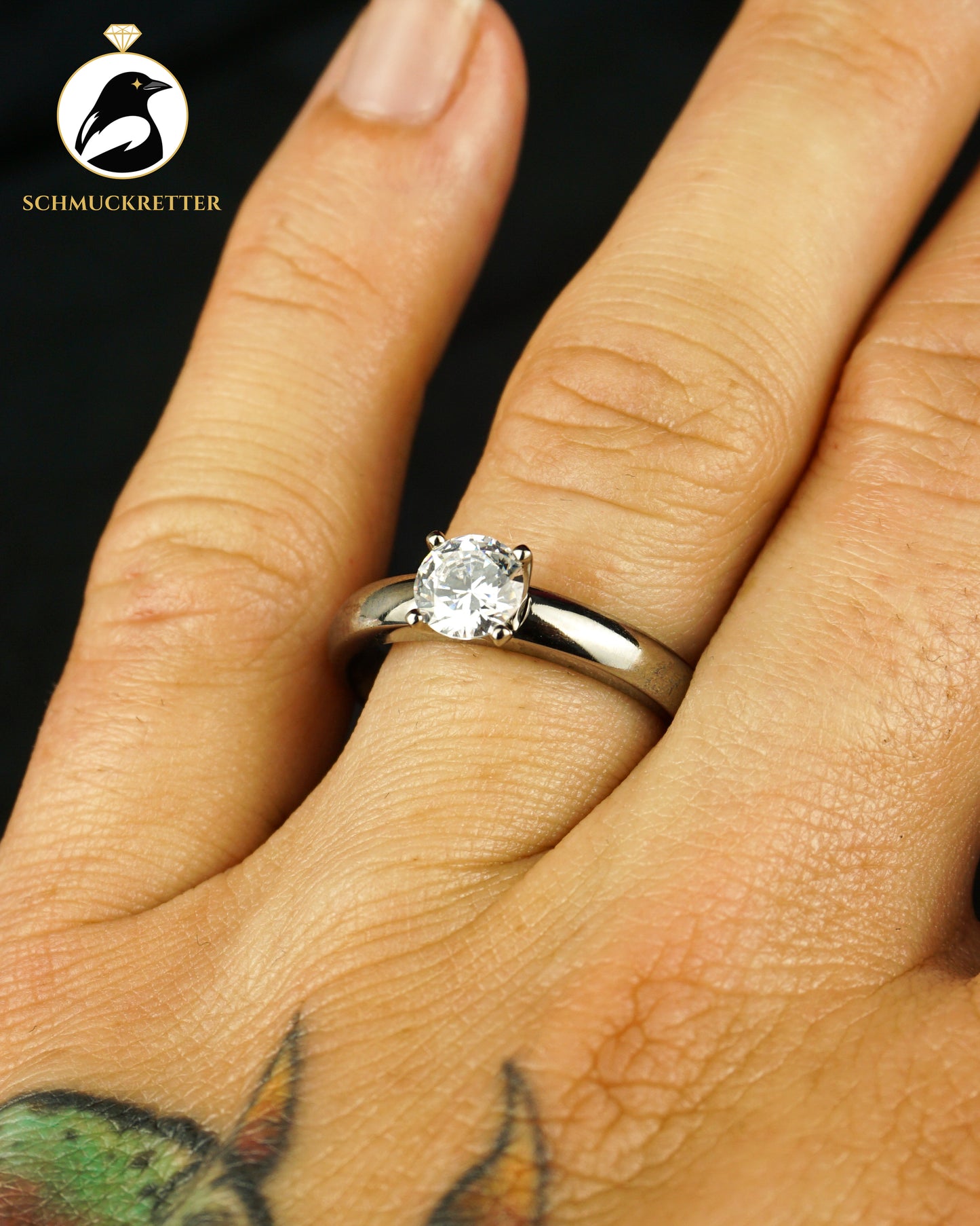 Diamonique Zirkonia-Ring aus Titan, Gr. 56