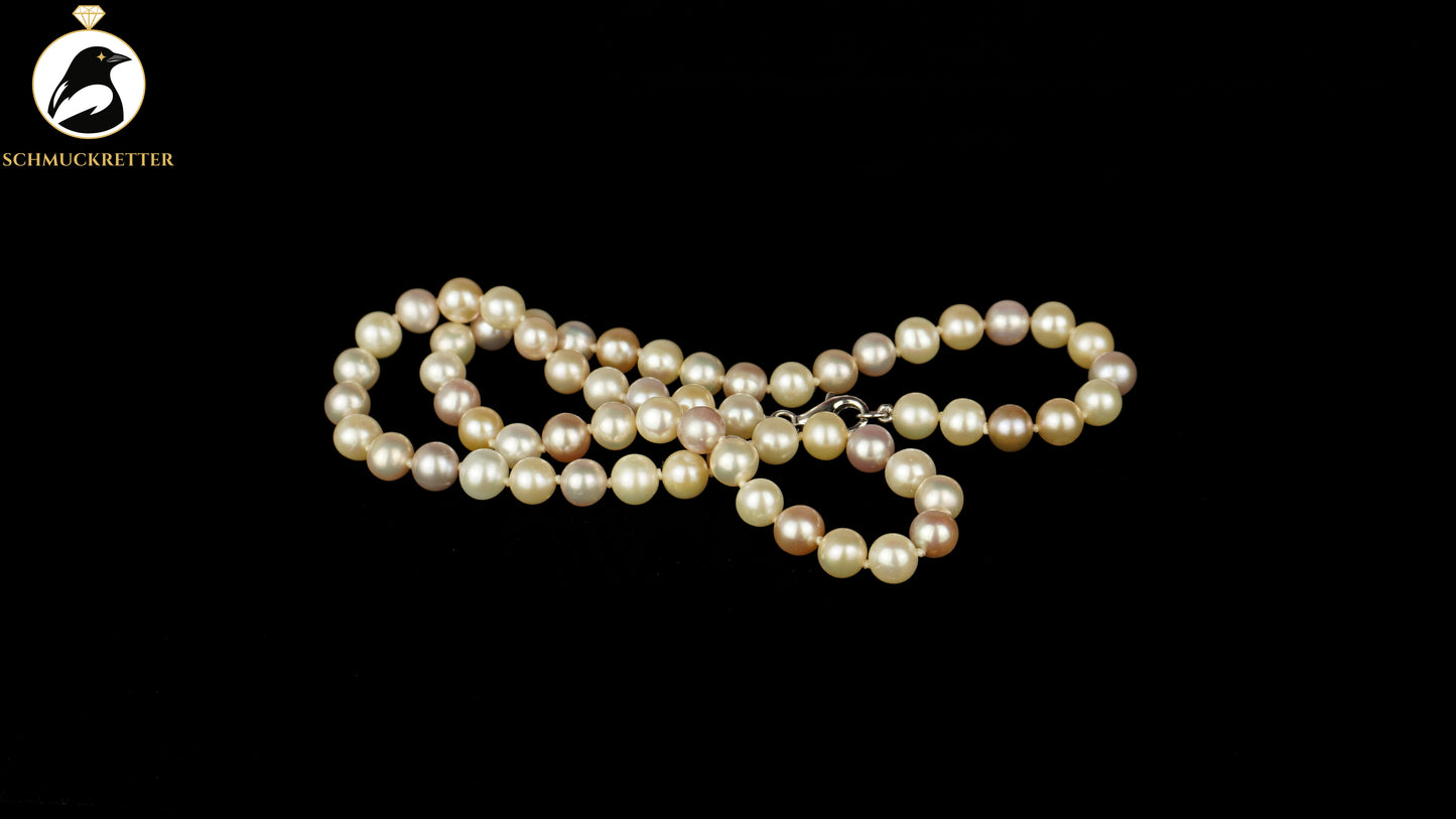 Kette aus roséfarbenen Süßwasserperlen mit 925 Silber Verschluss